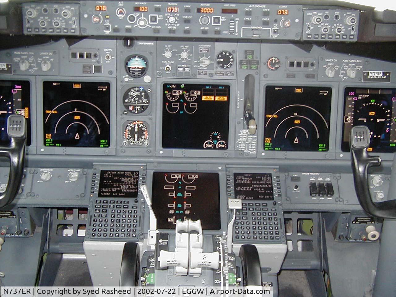 N737ER, 2000 Boeing 737-7CJ BBJ C/N 30754, ALJ GROUP BBJ 1 FRONT OFFICE