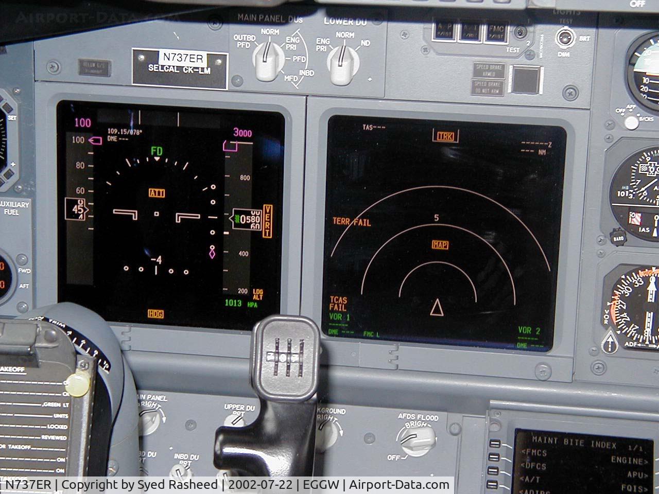 N737ER, 2000 Boeing 737-7CJ BBJ C/N 30754, ALJ GROUP BBJ 1 FRONT OFFICE-2