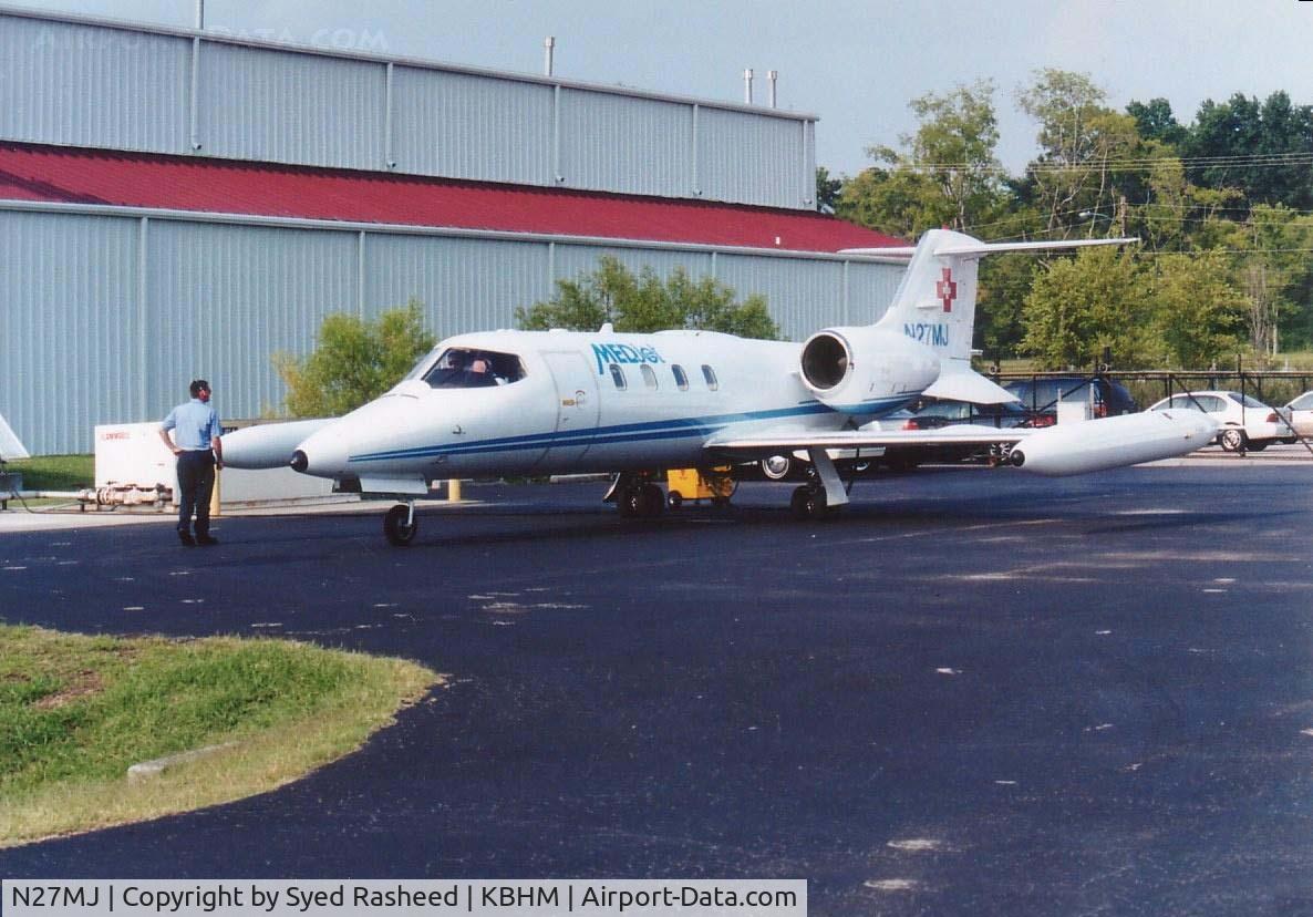 N27MJ, 1976 Gates Learjet 36A C/N 027, Outside Medjet Ramp