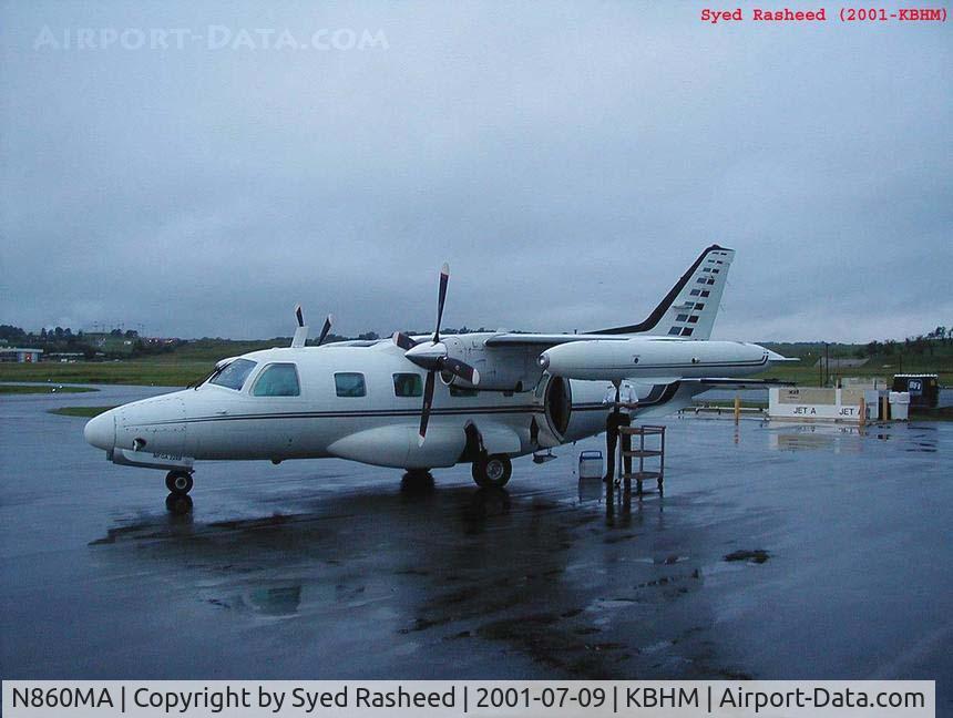 N860MA, 1977 Mitsubishi MU-2B-60 Marquise C/N 700SA, Medflight Mitsubishi on Medjet Ramp