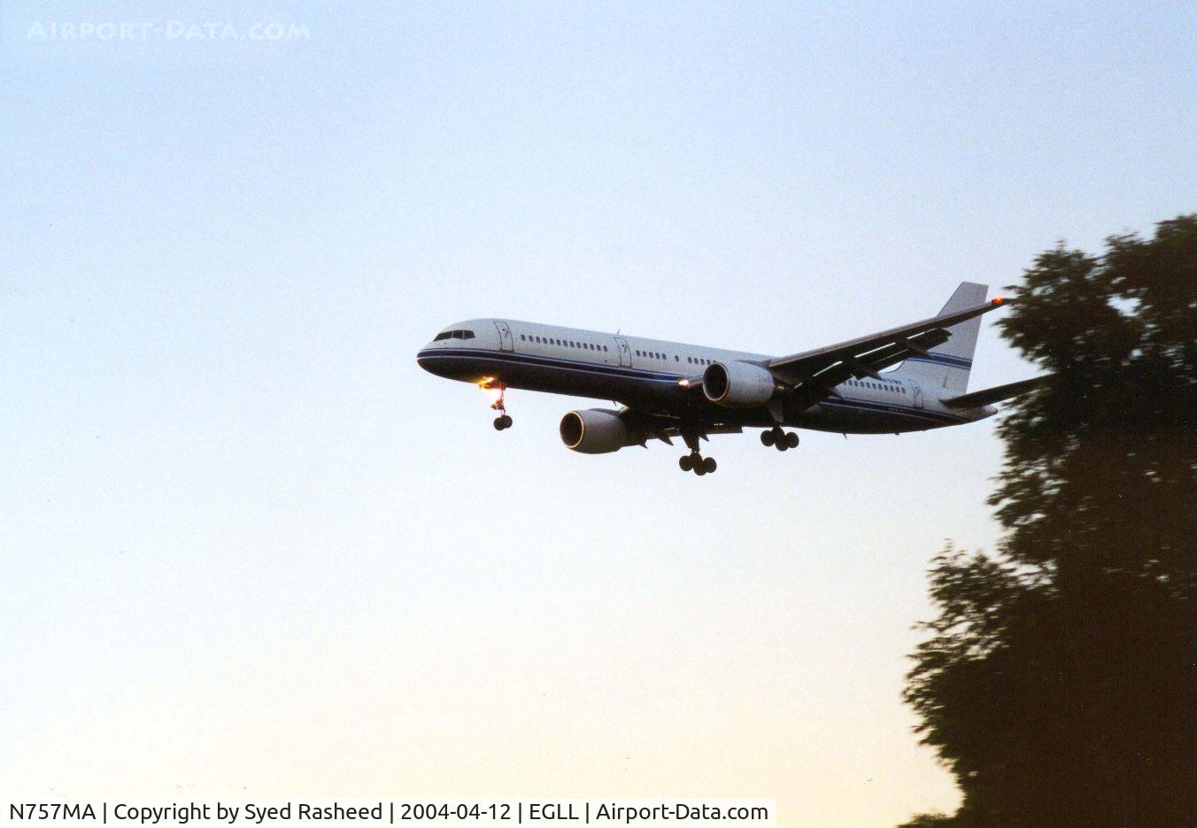 N757MA, 1997 Boeing 757-24Q C/N 28463, Mideast Jet B752 on finals EGLL 27L