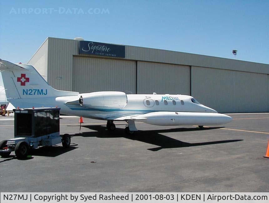 N27MJ, 1976 Gates Learjet 36A C/N 027, Medjet Medevac on grnd @ KDEN