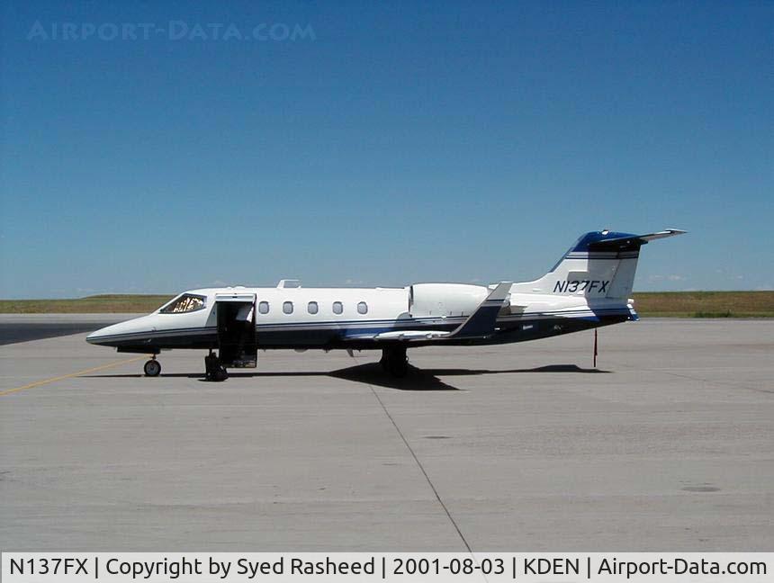 N137FX, 2000 Learjet 31A C/N 31-201, At Signature ramp KDEN
