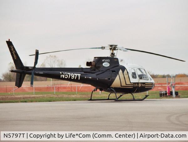 N5797T, 1982 Aerospatiale AS-350B Ecureuil C/N 1472, LifeNet 2-1 (Olathe, KS.)