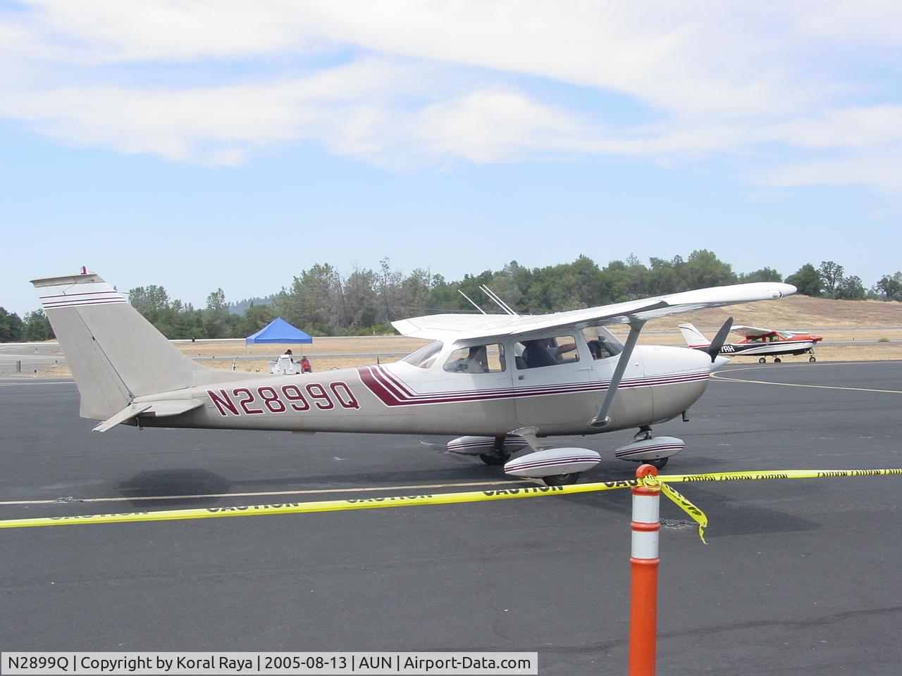 N2899Q, 1971 Cessna 172L C/N 17259899, 1971 Cessna 172 At Auburn Airport. Auburn, Ca