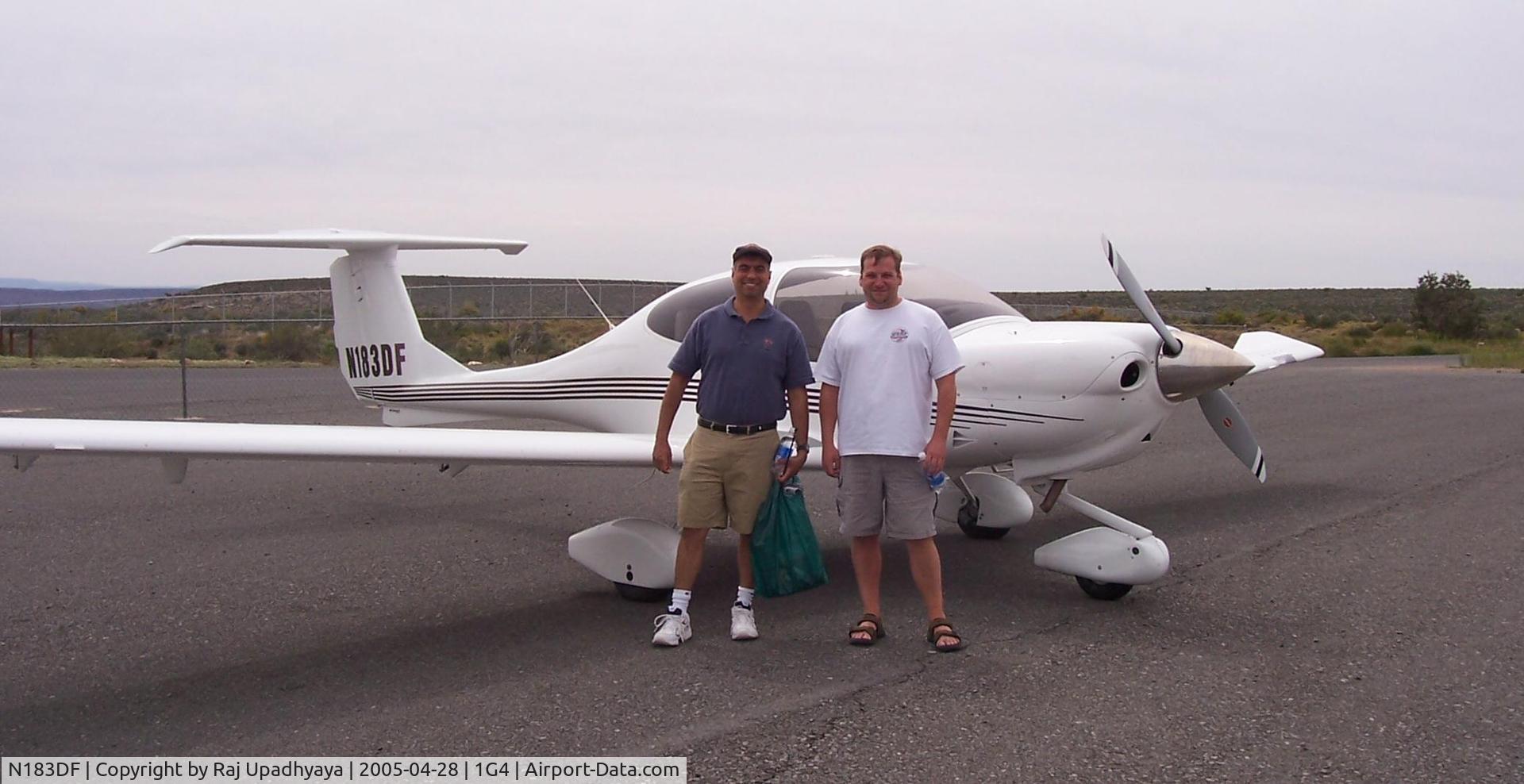 N183DF, 2004 Diamond DA-40 Diamond Star C/N 40.385, N183DF at Grand Canyon West