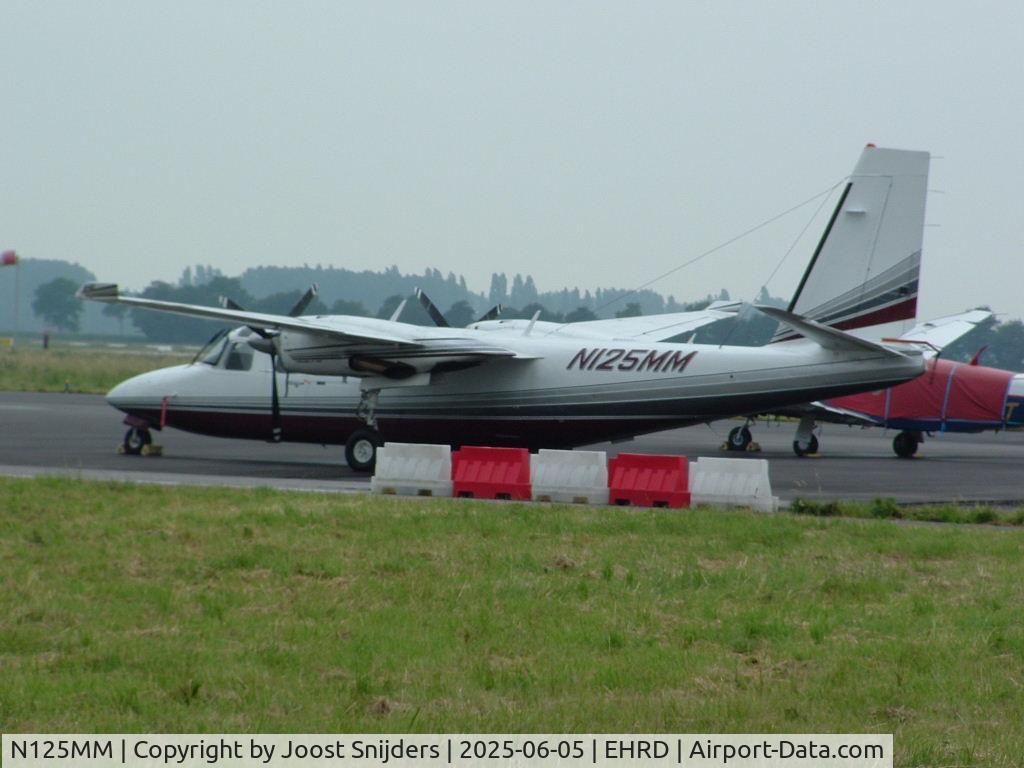 N125MM, 1979 Rockwell International 690C C/N 11605, At Rotterdam Jet Center