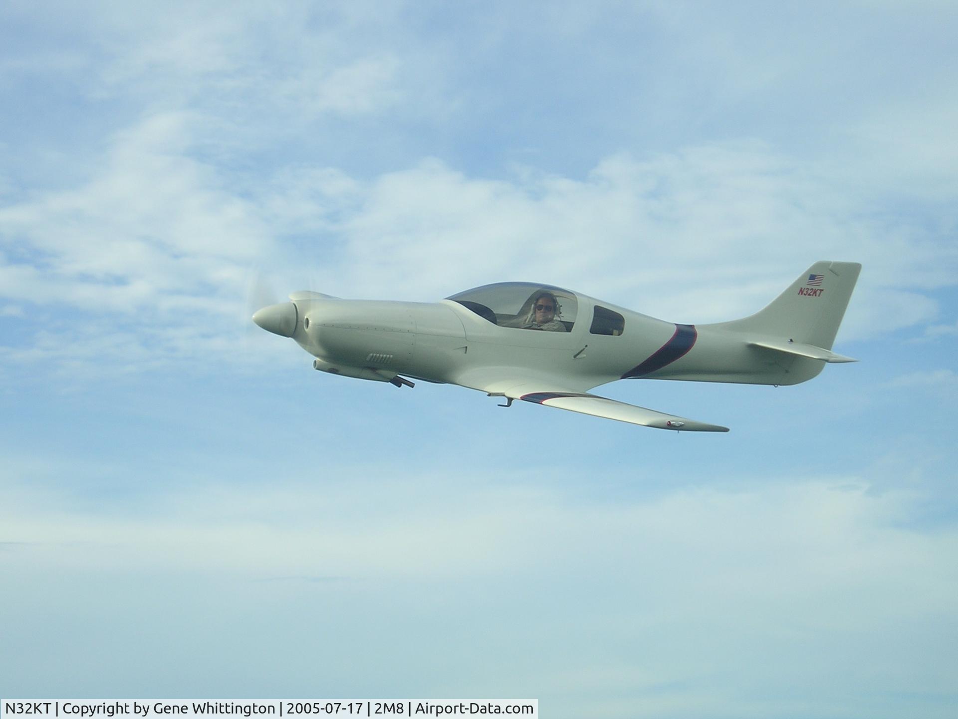 N32KT, 2003 Lancair 235 C/N 076, In flight over Memphis
