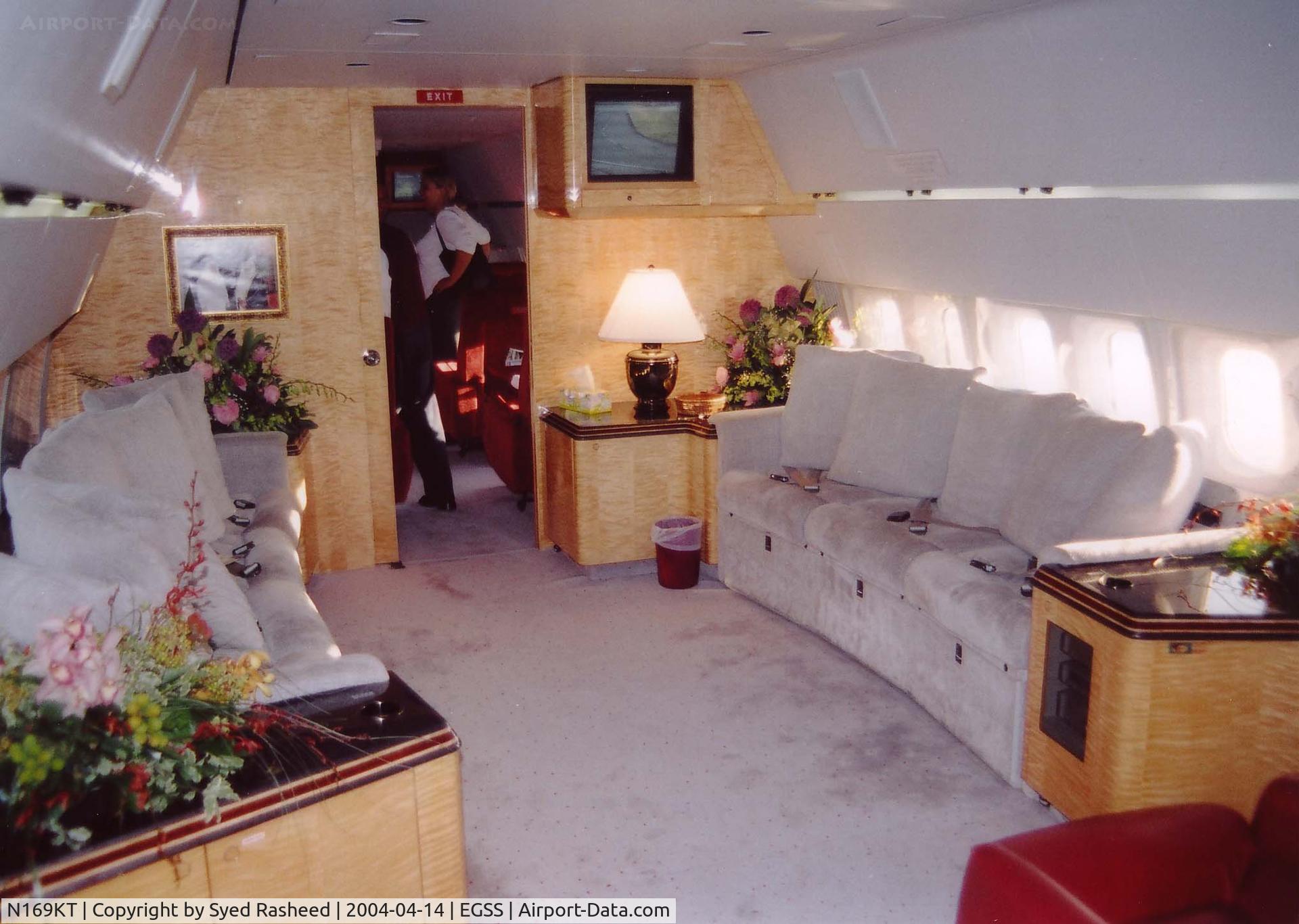 N169KT, 1980 Boeing 727-269 C/N 22359, Main Pax Cabin