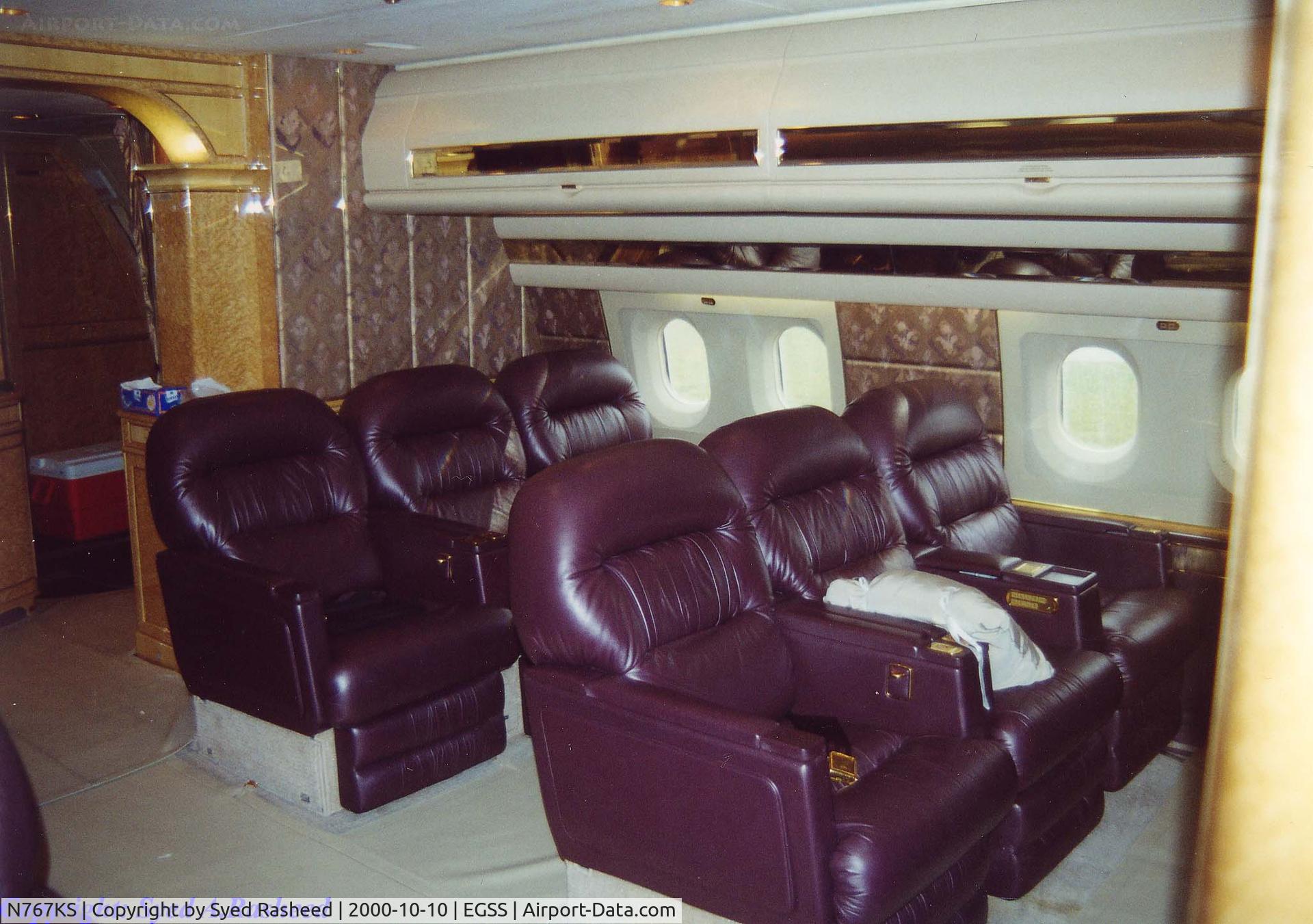 N767KS, 1996 Boeing 767-24QER C/N 28270, Even the servants have got it good - servants Seating