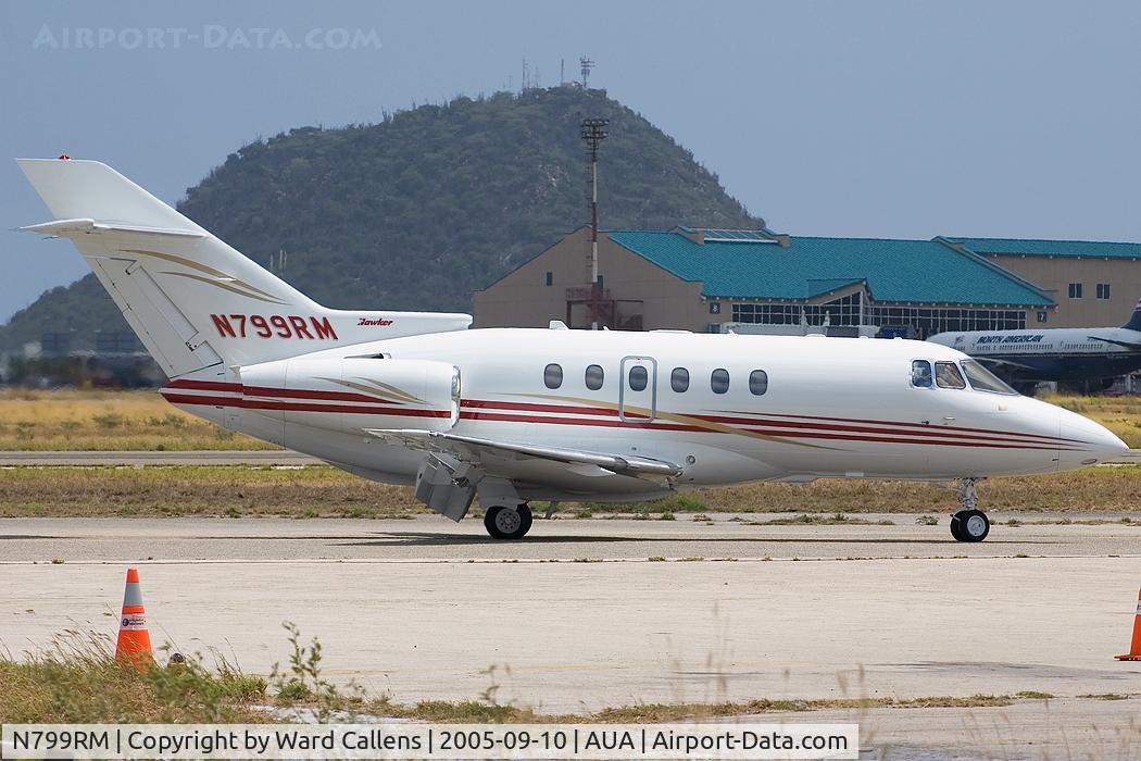 N799RM, 2005 Raytheon Hawker 800XP C/N 258708, Brand new Hawker as seen after landing in Aruba