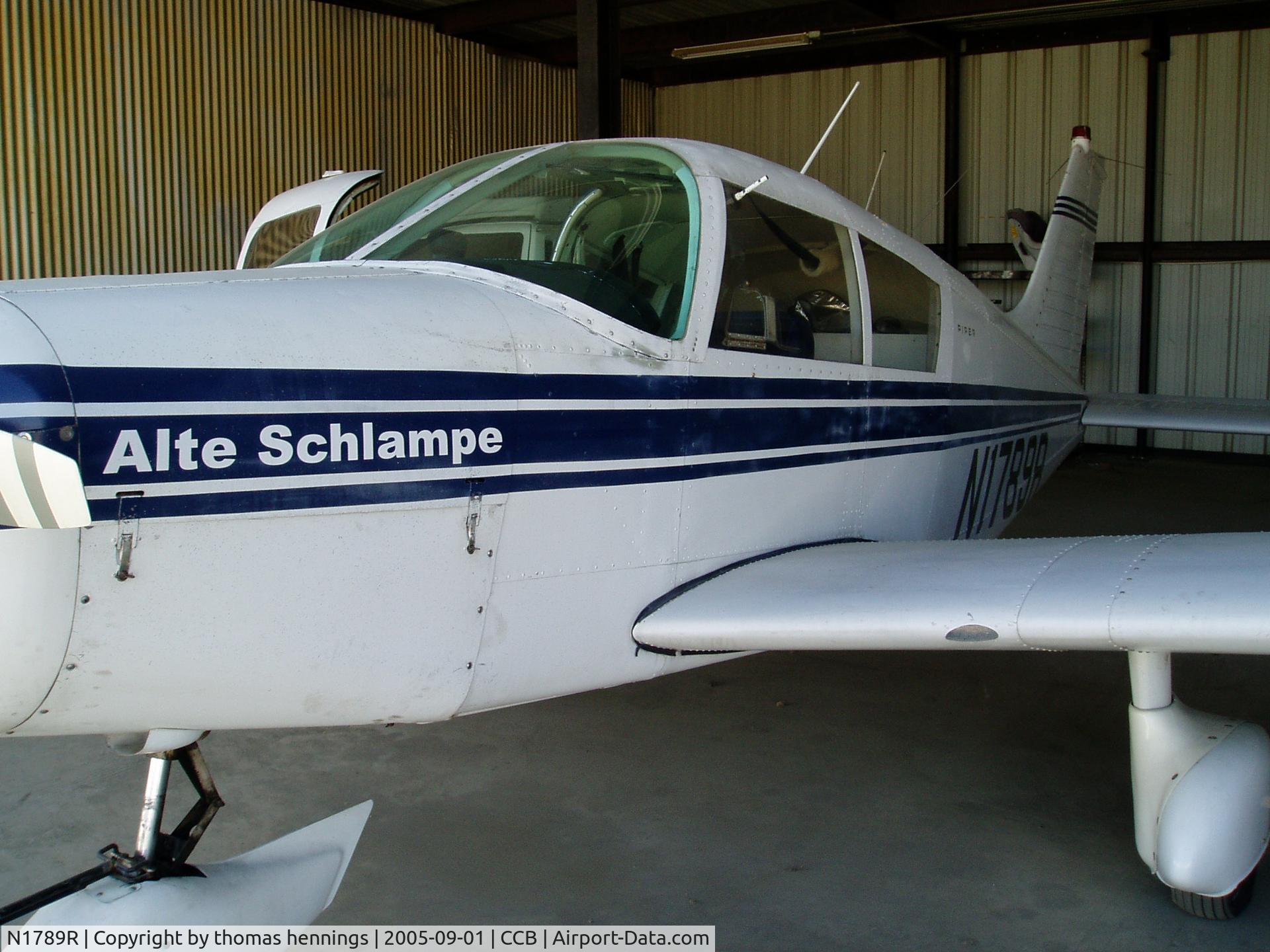 N1789R, 1971 Piper PA-28-140 C/N 28-7225058, die alte schlampe