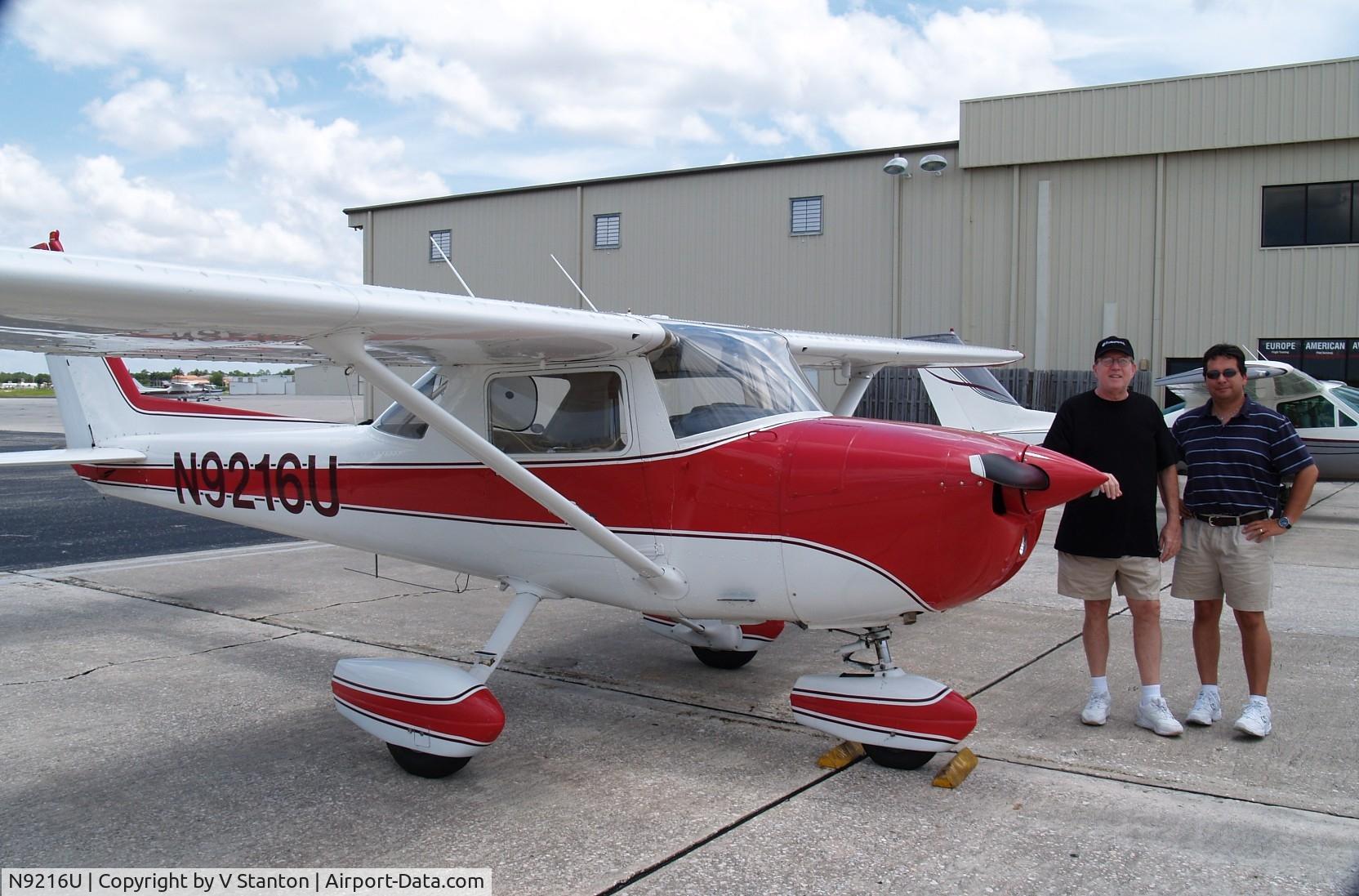 N9216U, 1976 Cessna 150M C/N 15078166, N9216U  Naples 2005