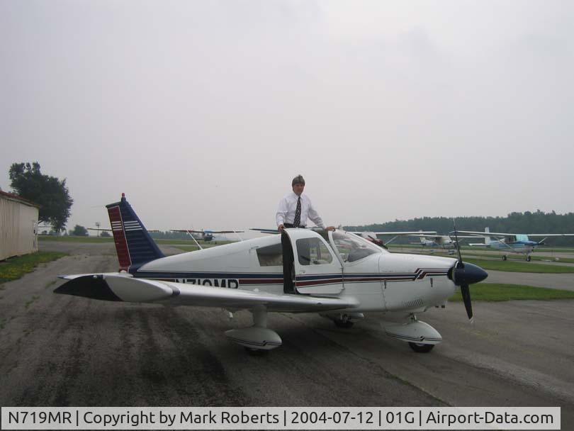 N719MR, 1966 Piper PA-28-180 C/N 28-3412, N719MR at 01G July 2004