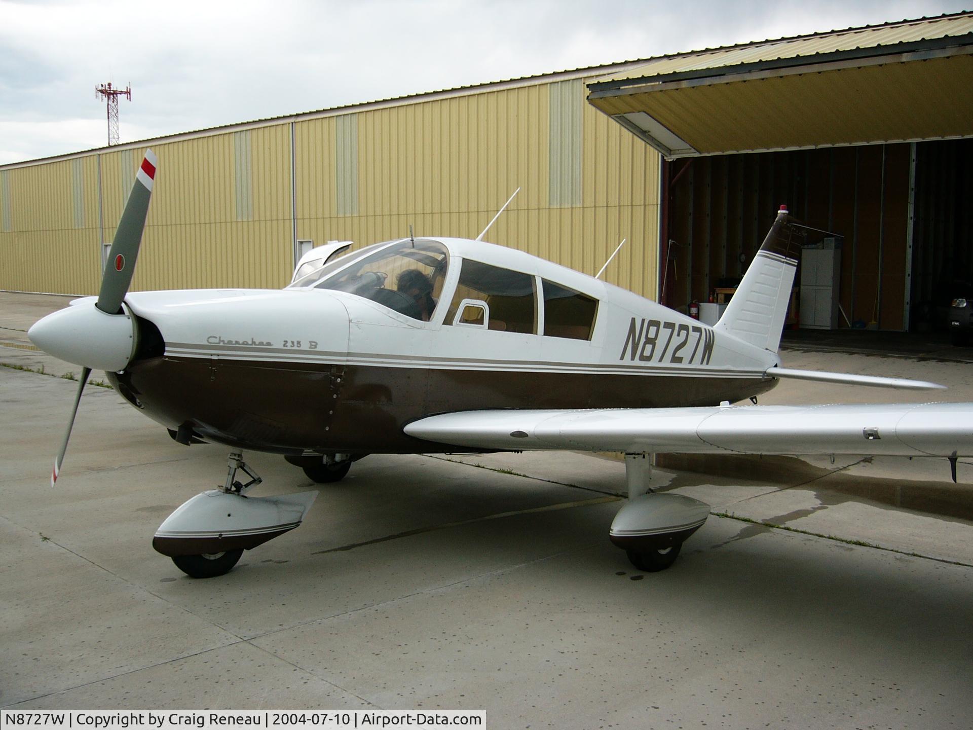 N8727W, 1966 Piper PA-28-235 C/N 28-10799, 1966 Piper Cherokee 235 B