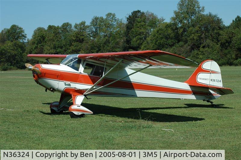 N36324, 1945 Taylorcraft BC12-D C/N 6404, On the ramp