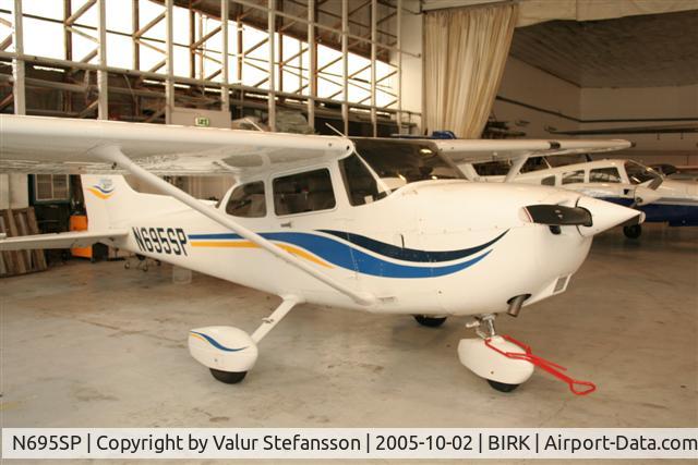 N695SP, 1999 Cessna 172S C/N 172S8105, N695SP
