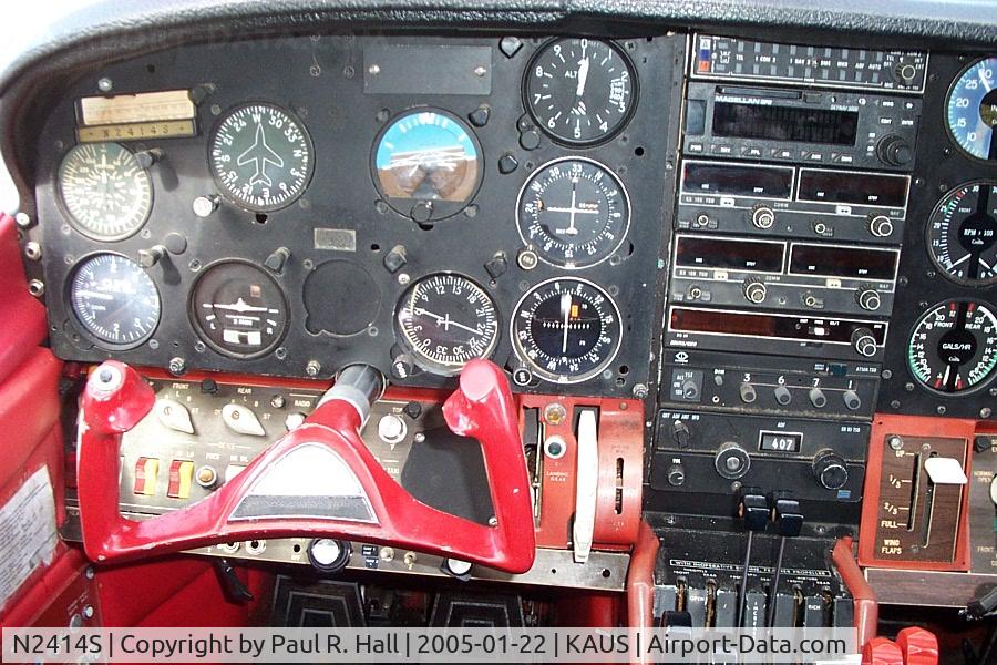 N2414S, 1967 Cessna T337B Turbo Super Skymaster C/N 337-0714, Instrument panel
