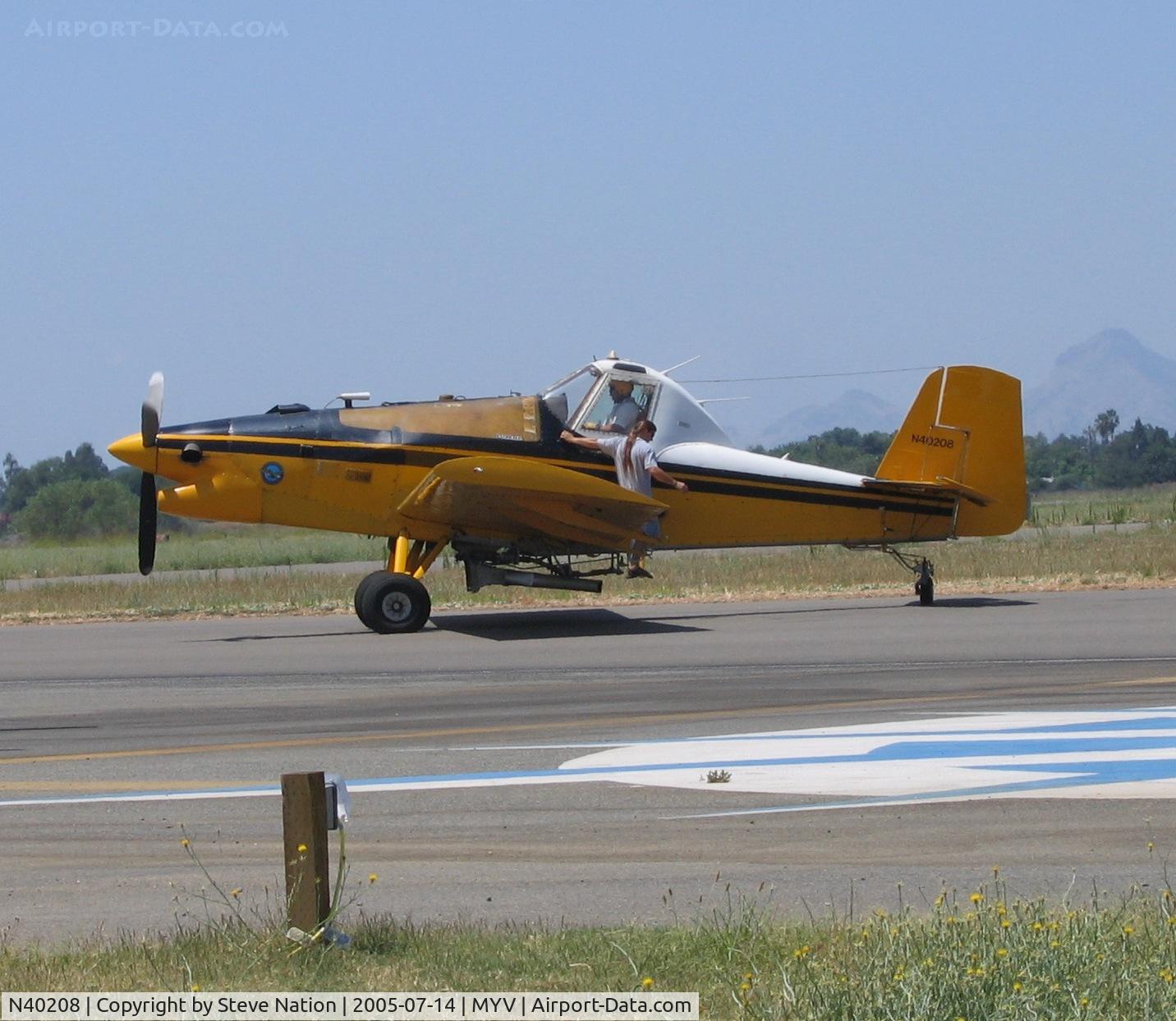 N40208, 1980 Ayres S2R-T34 Thrush C/N T34-023, G.N. Dibble & Co 1988 Ayres S2R-T34 taxiing out for rice seeding flight