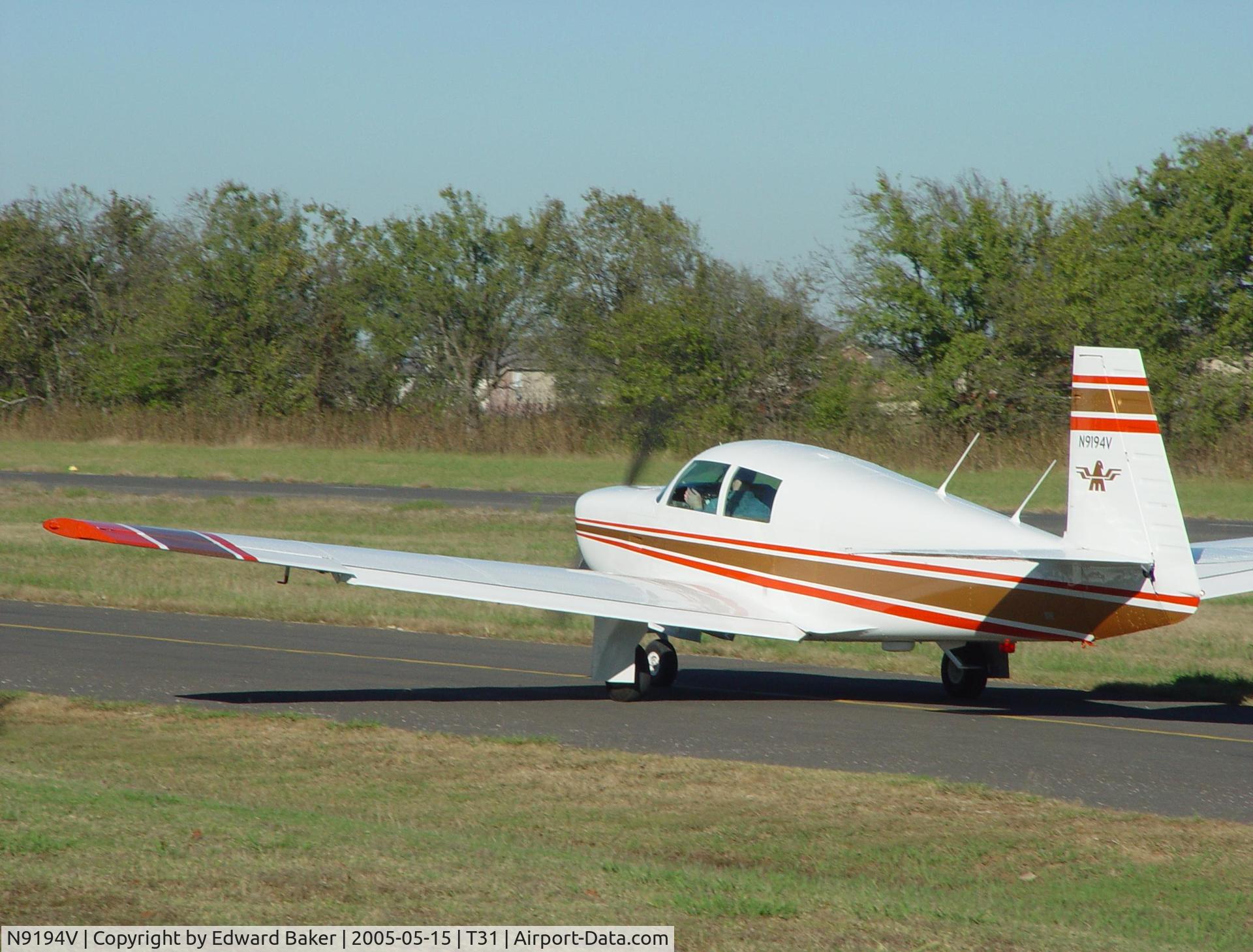 N9194V, 1969 Mooney M20C Ranger C/N 690040, 1969 Mooney M20C