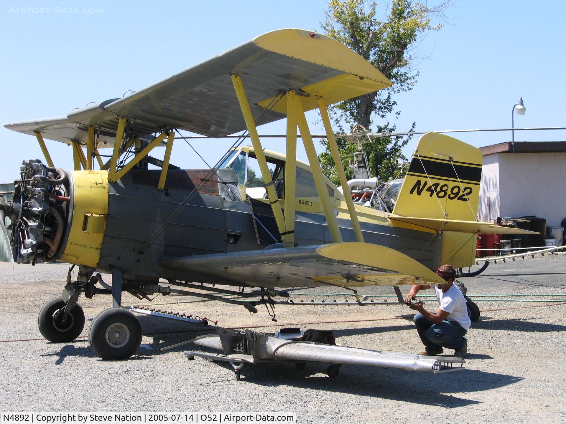 N4892, 1973 Grumman G-164A C/N 1093, Twin Cities Aviation's 1973 Grumman G-164A at Yuba City, CA just 15 minutes later with spray bars being installed.  Written-off 2006-05-11 after stalling on take-off from a private airstrip nr. Yuba City and hitting trees.  Pilot uninjured.