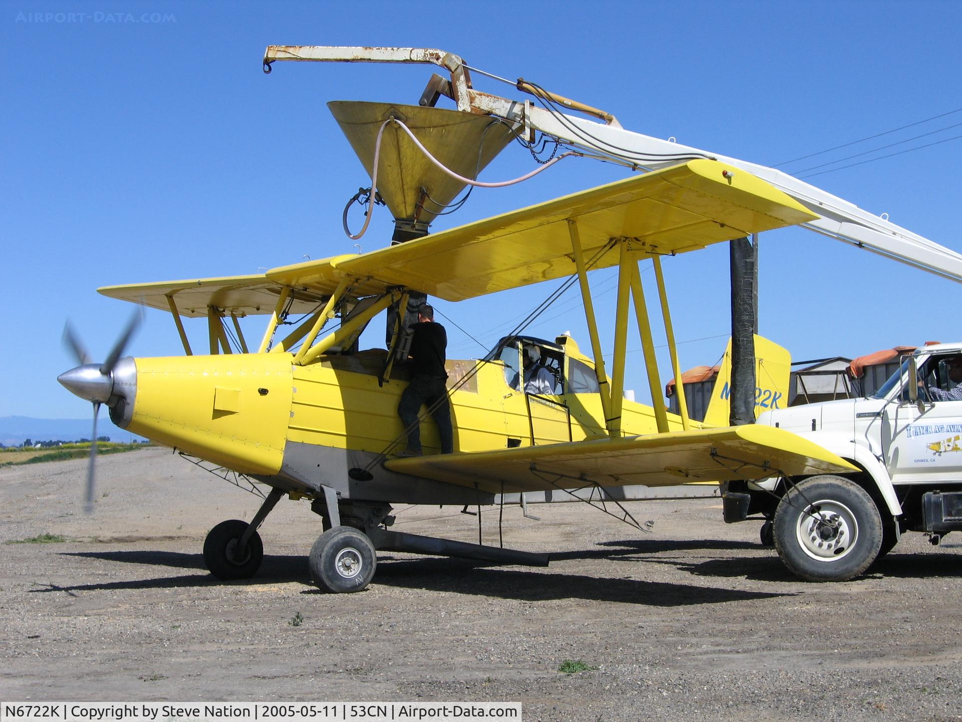 N6722K, 1978 Grumman-Schweizer G-164C C/N 29C, Thayer's Aviation's 1978 Grumman-Schweizer G-164C loading rice seed near Grimes, CA