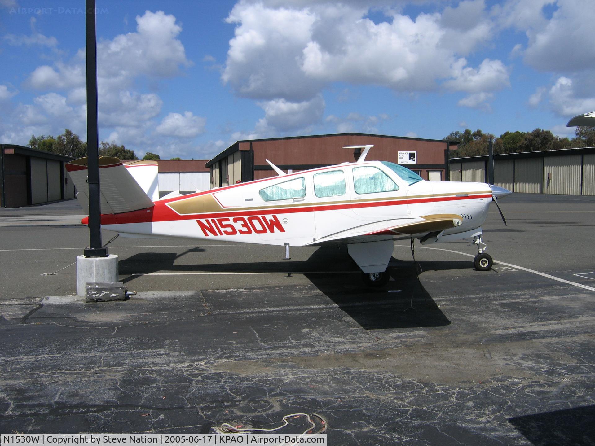 N1530W, 1972 Beech V35B Bonanza C/N D-9338, Locally-based 1972 Beech V35B at Palo Alto, CA