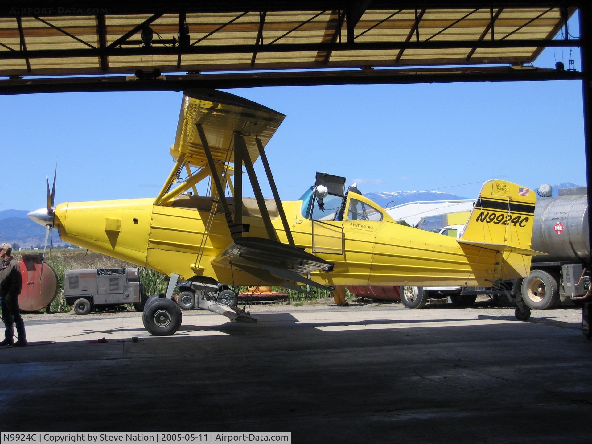 N9924C, 1979 Grumman-Schweizer G-164C C/N 24C, Richter Aviation's 1979 Grumman-Schweizer G-164C during rice seeding operations from airstrip E of Maxwell, CA