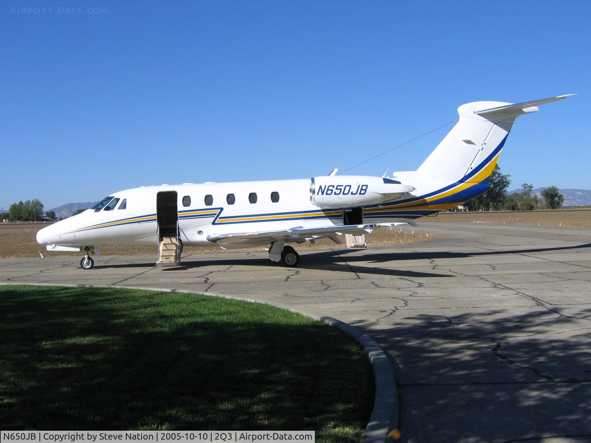 N650JB, 2000 Cessna 650 Citation C/N 650-7113, 737MM LLC 2000 Cessna 650 at Yolo County Airport, CA