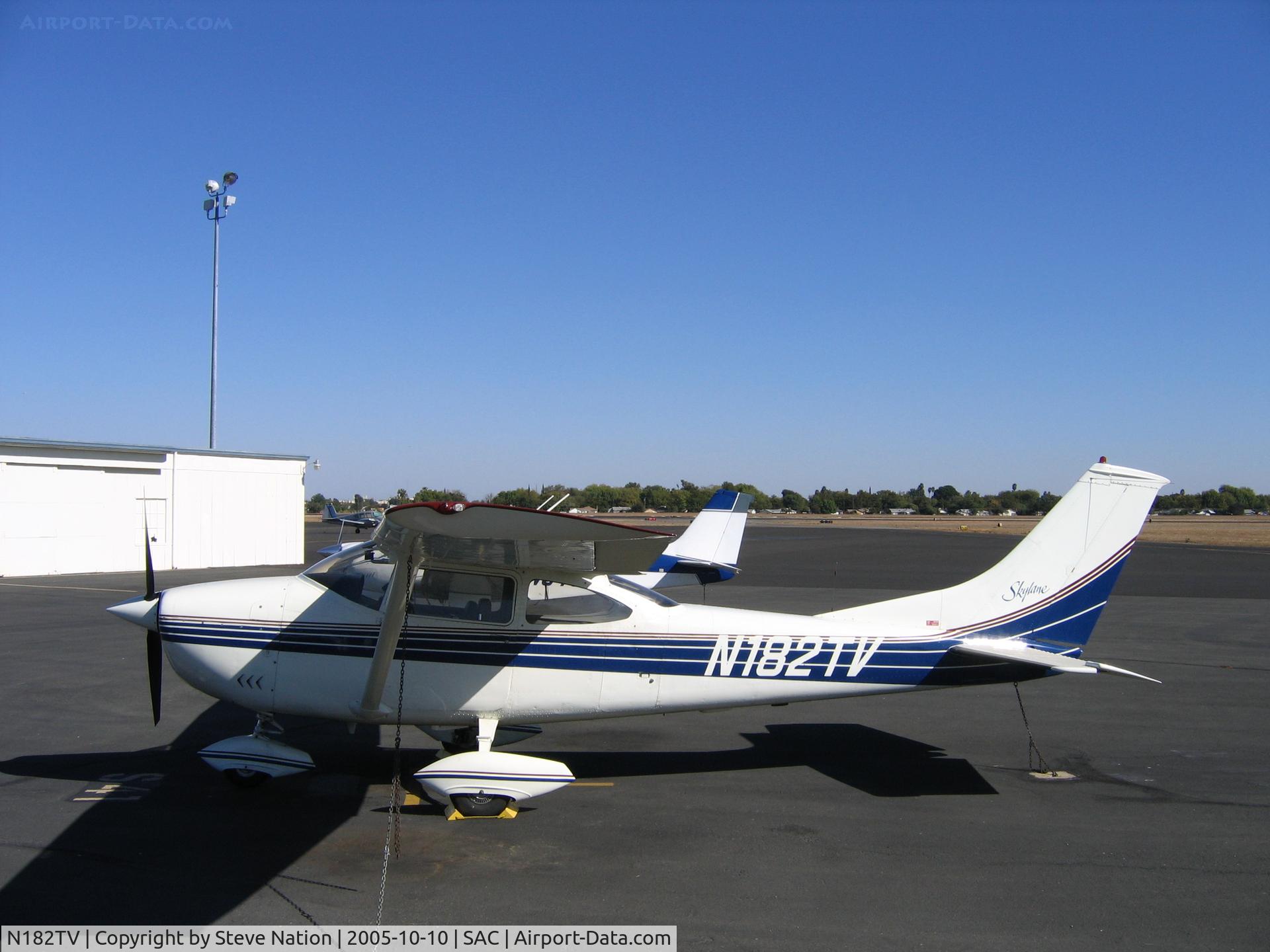 N182TV, 1969 Cessna 182M Skylane C/N 18259913, Carter Flygare 1969 Cessna 182M at Sacramento Executive Airport, CA