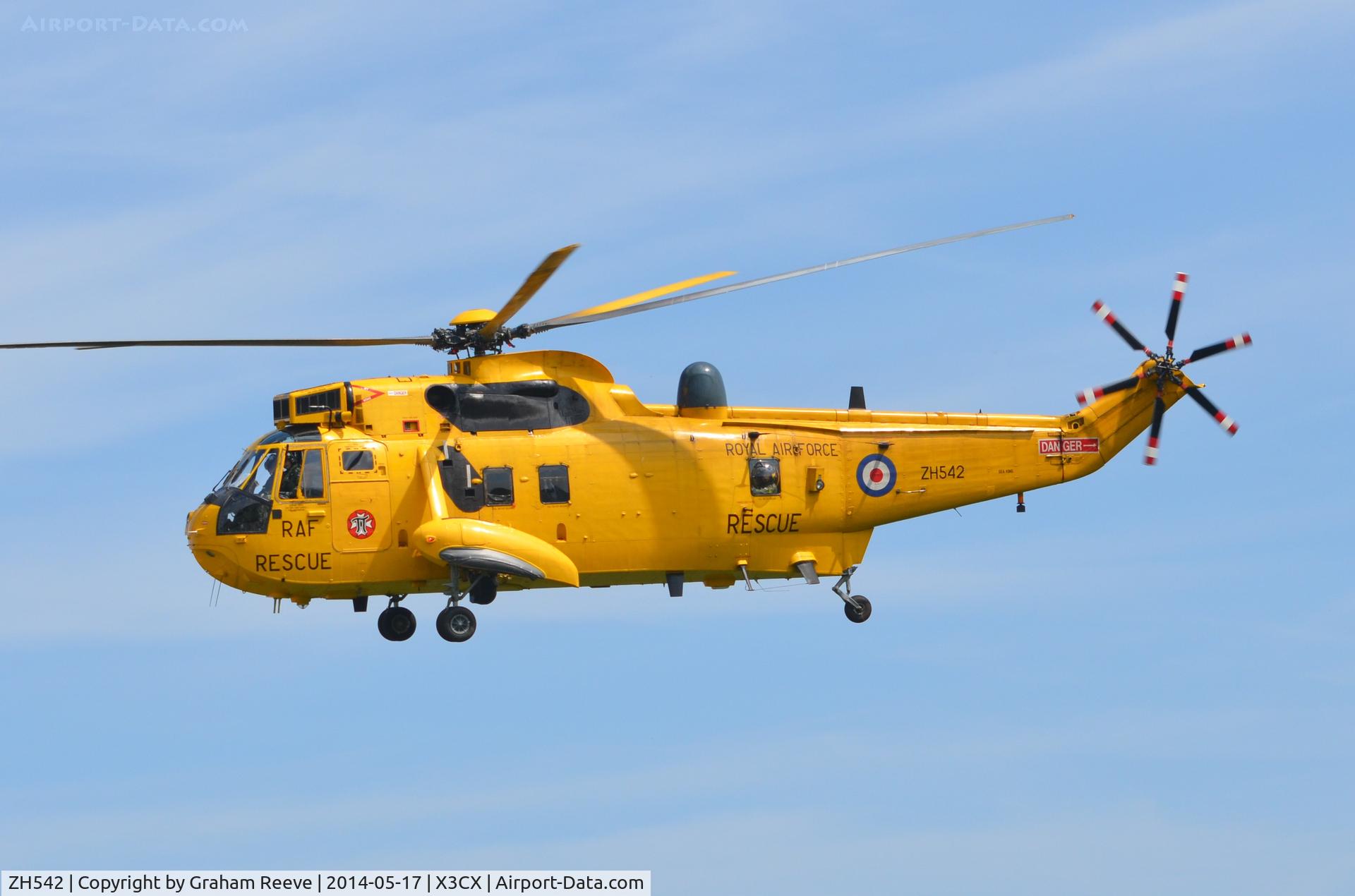 ZH542, Westland Sea King HAR.3A C/N WA1008, Low pass at Northrepps.