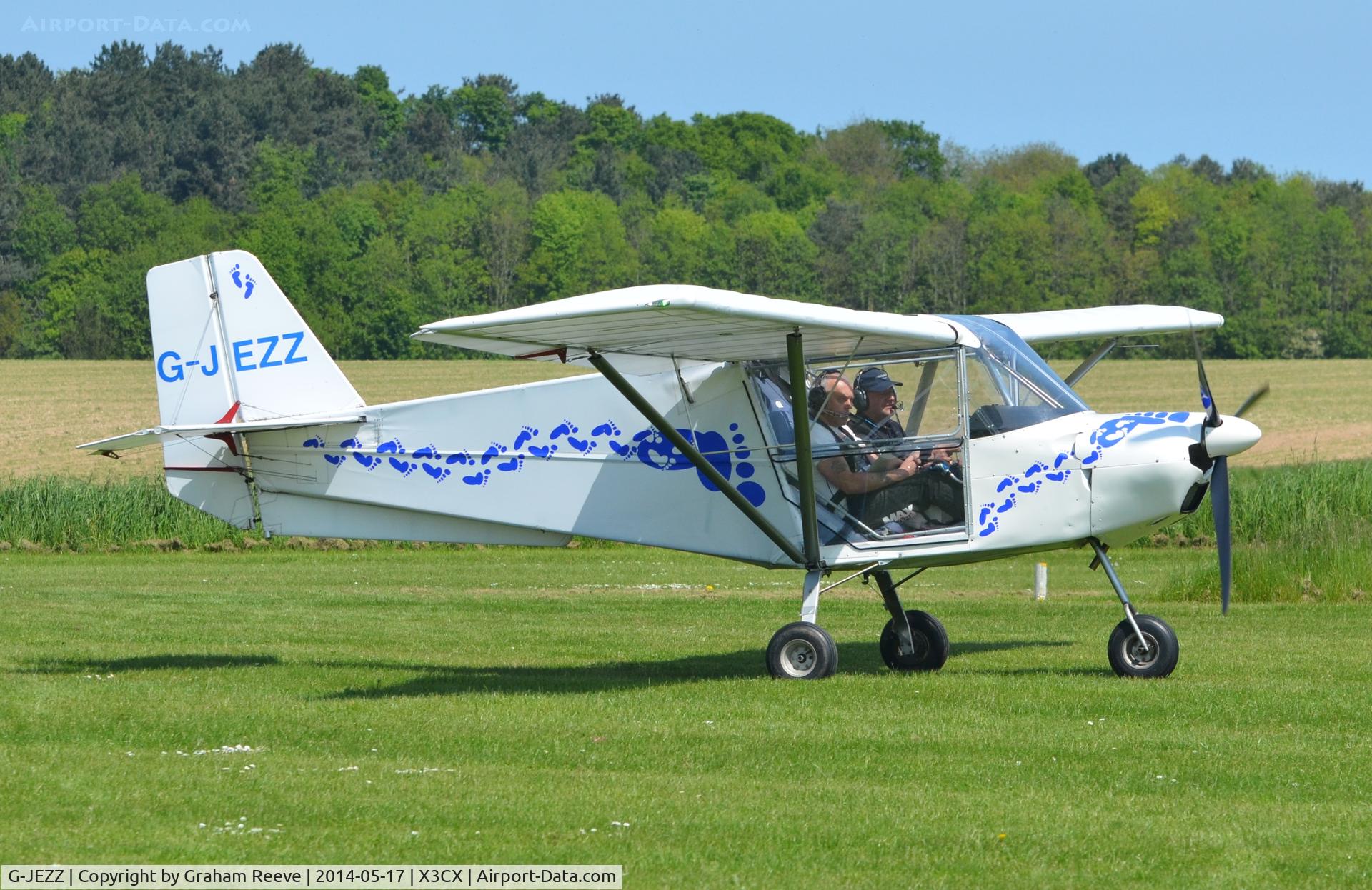 G-JEZZ, 2004 Skyranger 582(1) C/N BMAA/HB/368, Just landed at Northrepps.