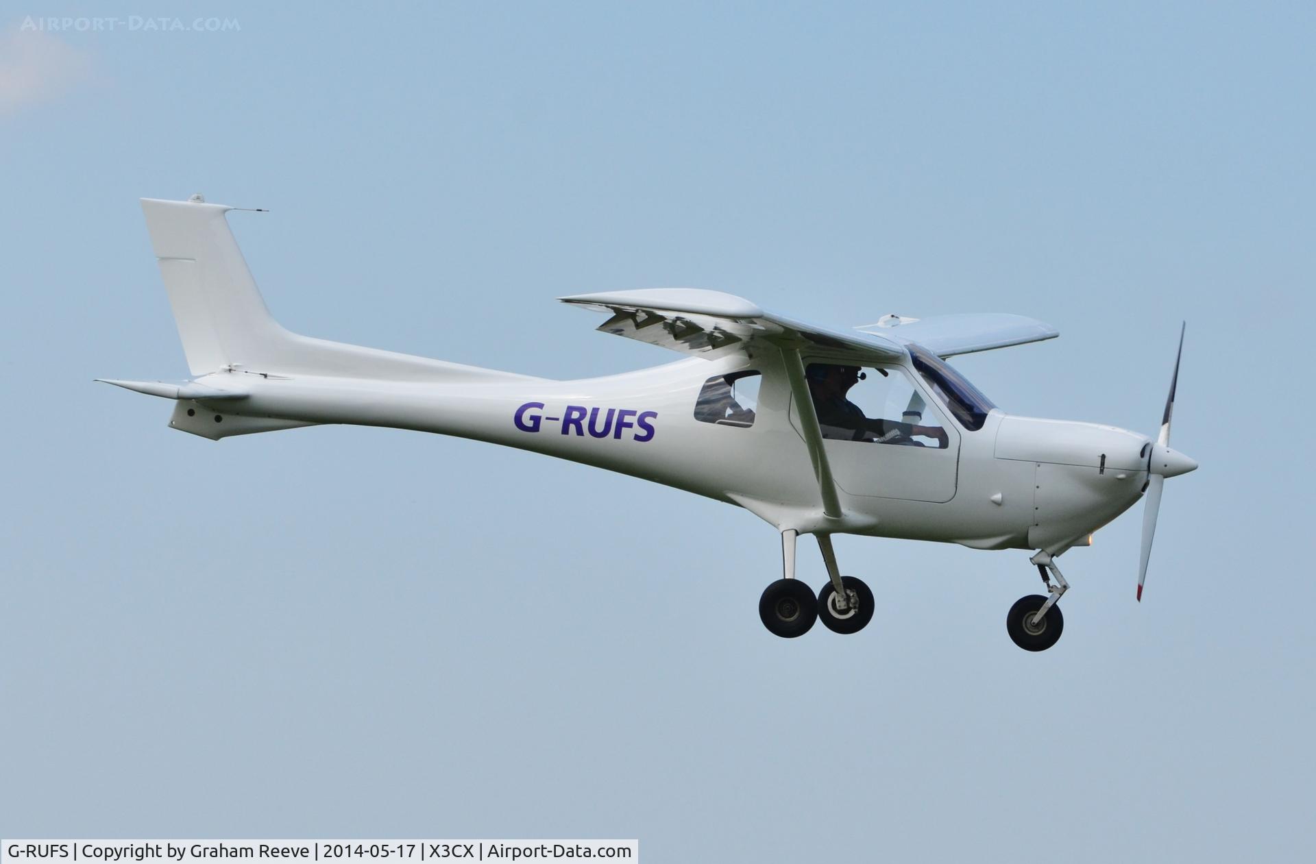 G-RUFS, 1999 Jabiru UL C/N PFA 274A-13359, About to land at Northrepps.