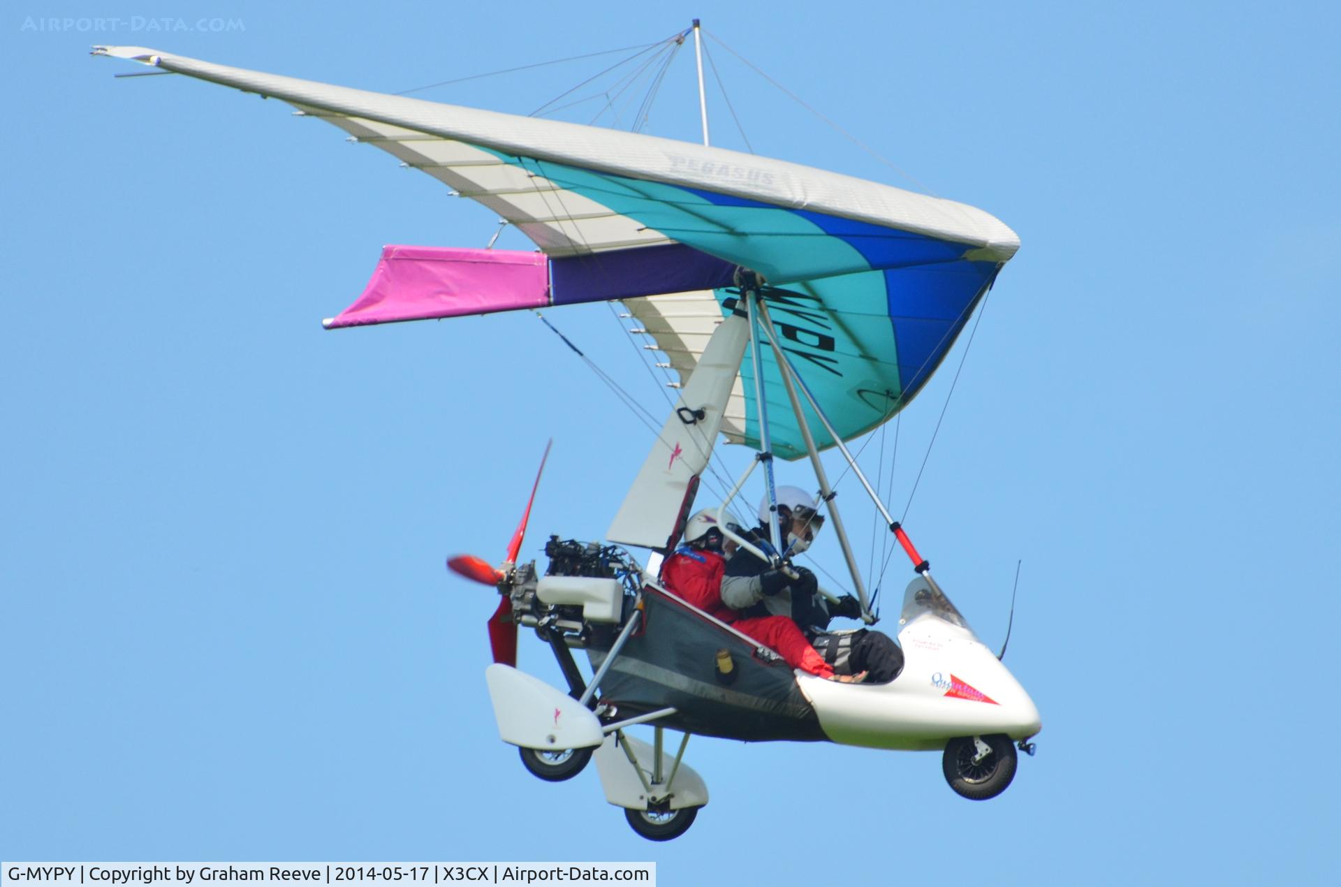 G-MYPY, 1994 Solar Wings Pegasus Quantum 15 C/N 6786, About to land at Northrepps.