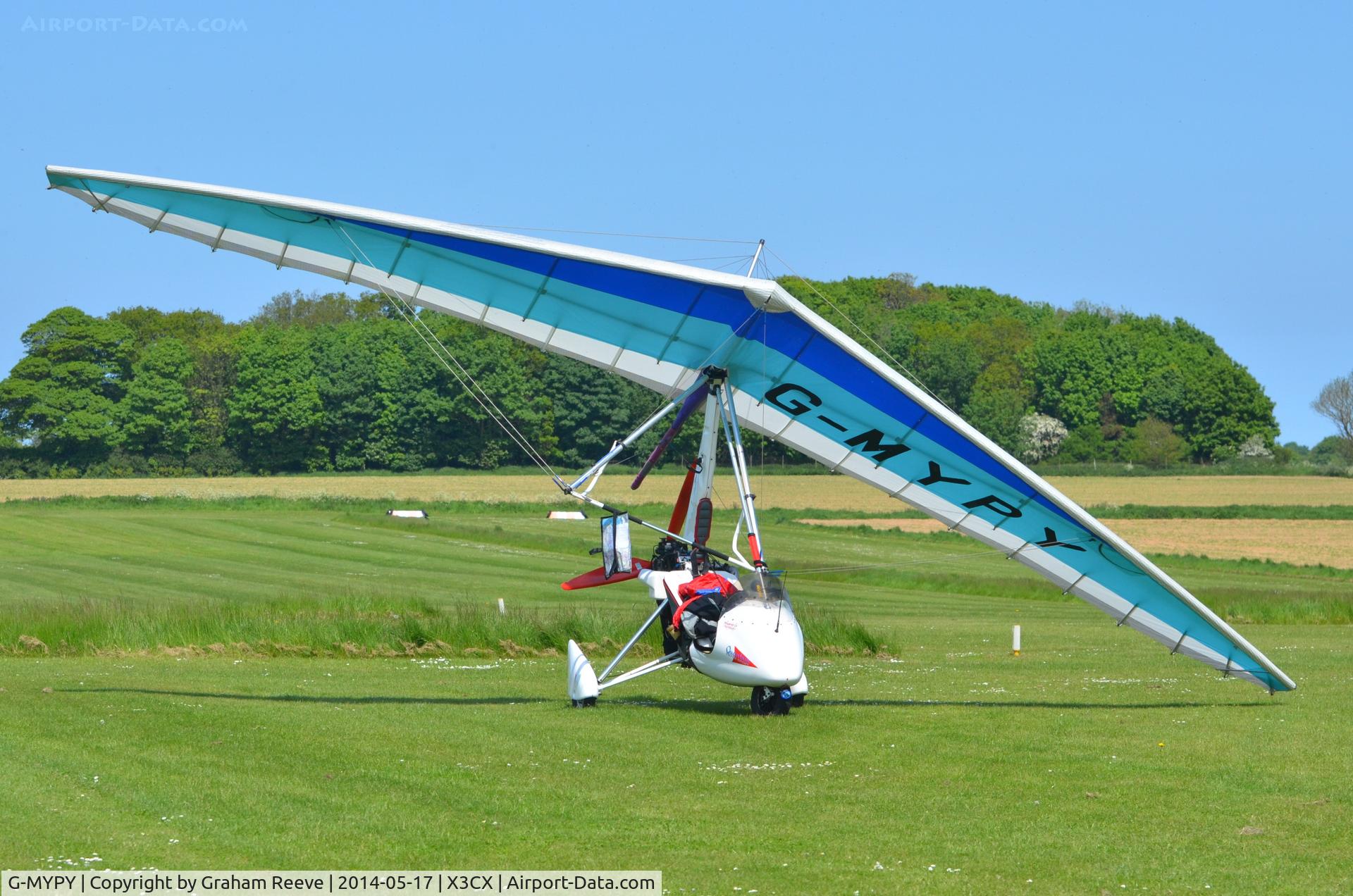 G-MYPY, 1994 Solar Wings Pegasus Quantum 15 C/N 6786, Parked at Northrepps.