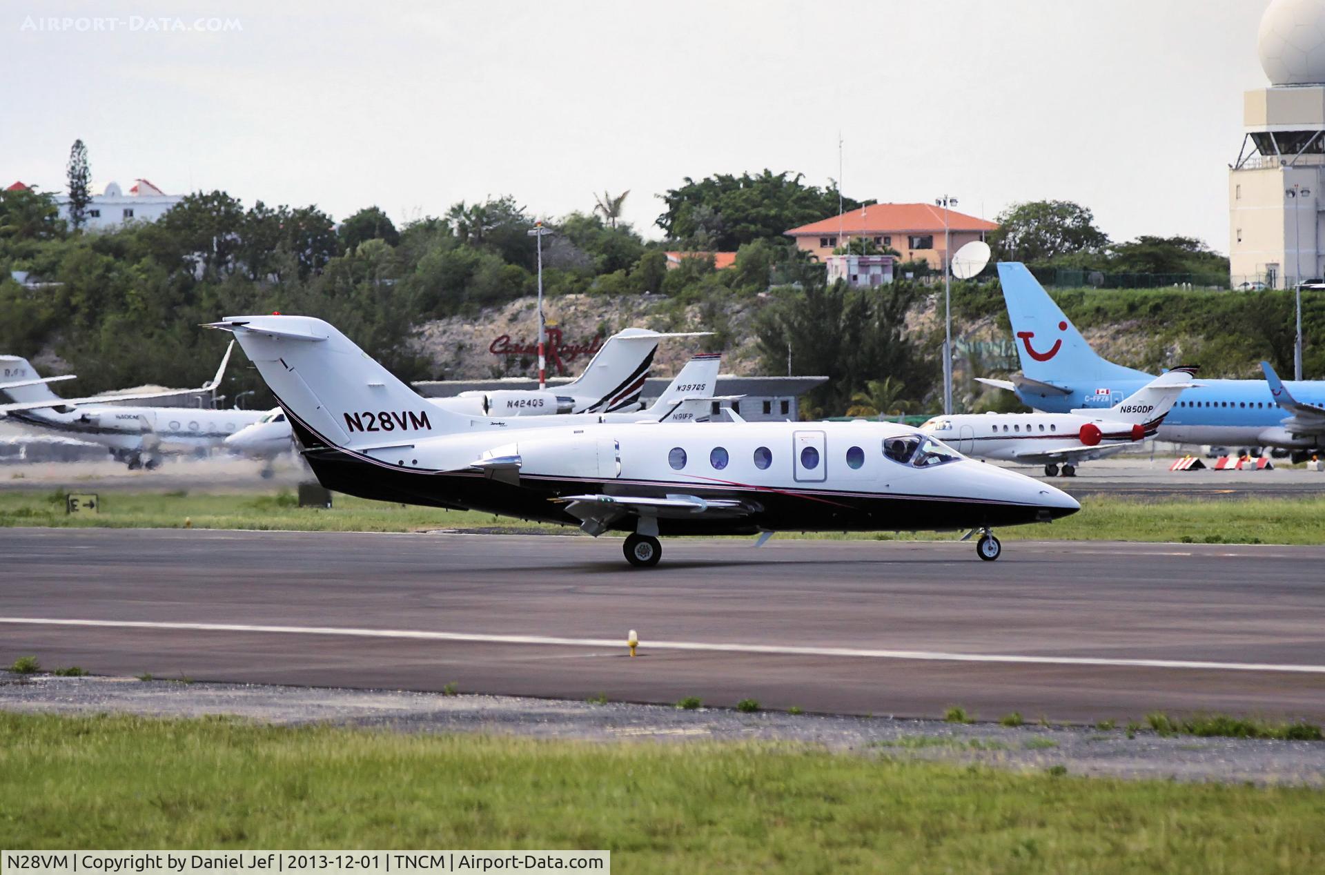 N28VM, 2001 Raytheon B200 King Air C/N BB-1772, N28VM