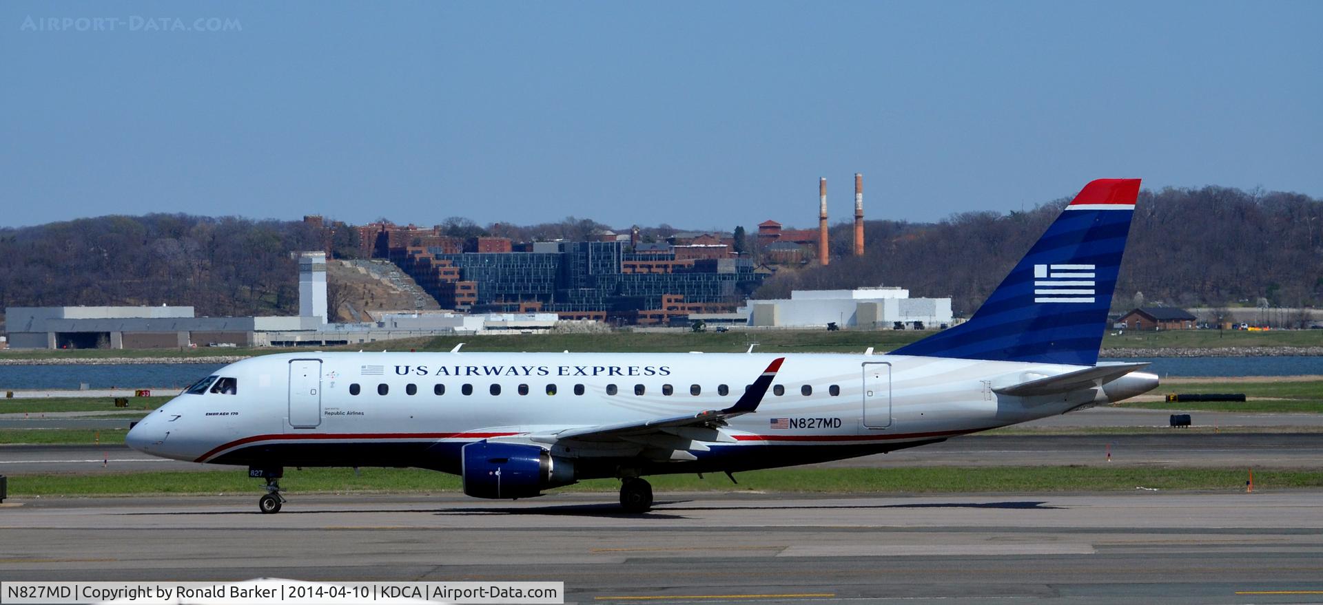 N827MD, 2005 Embraer 170SU (ERJ-170-100SU) C/N 17000047, Taxi to parking National