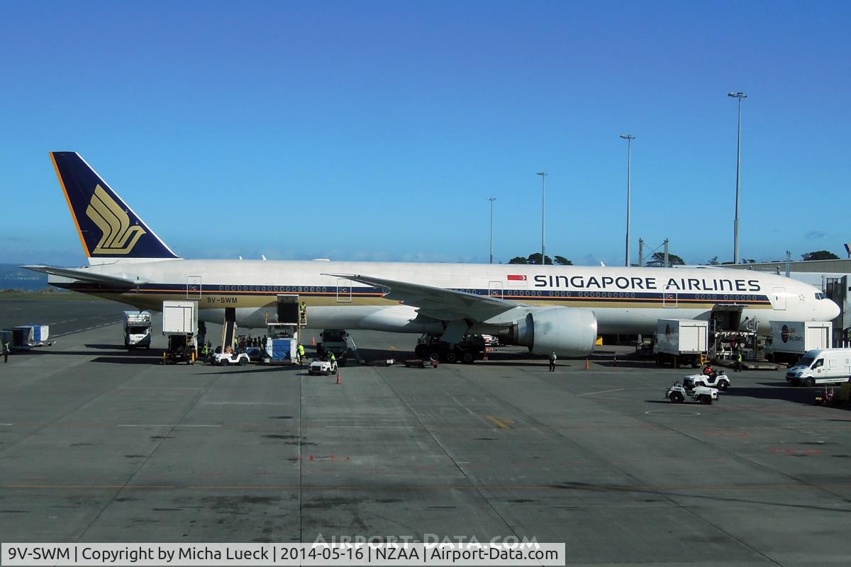 9V-SWM, 2008 Boeing 777-312/ER C/N 34578, At Auckland