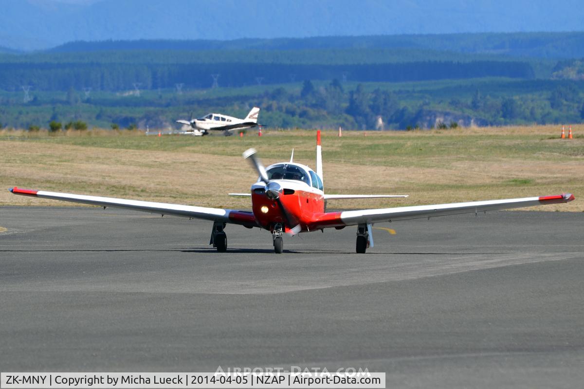 ZK-MNY, Mooney M20J 201 C/N 24-1009, At Taupo