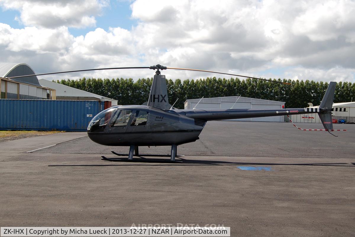 ZK-IHX, Robinson R44 II C/N 11367, At Ardmore