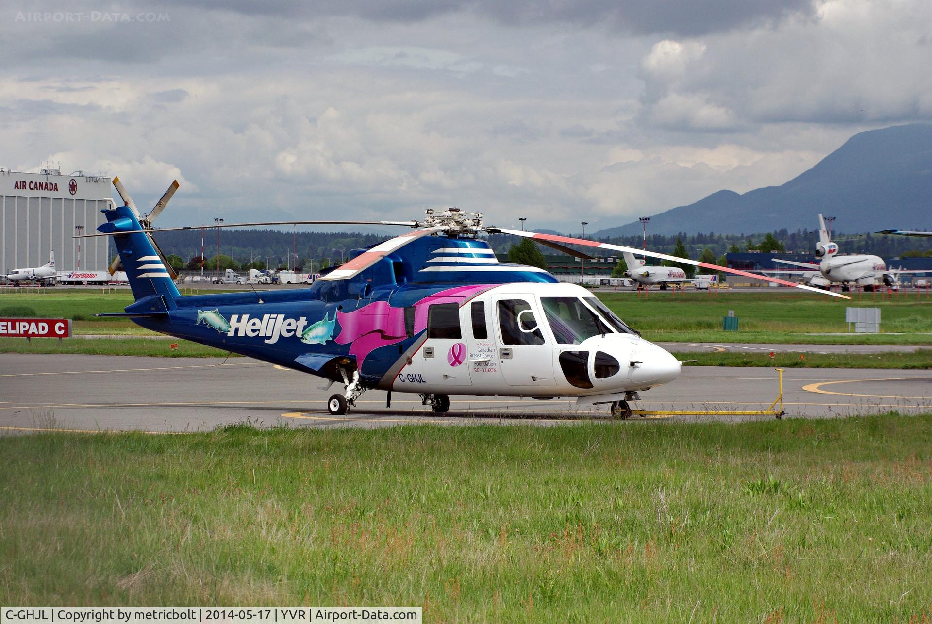 C-GHJL, 1981 Sikorsky S-76A C/N 760214, In Support of Canadian Breast Cancer Foundation BC Yukon