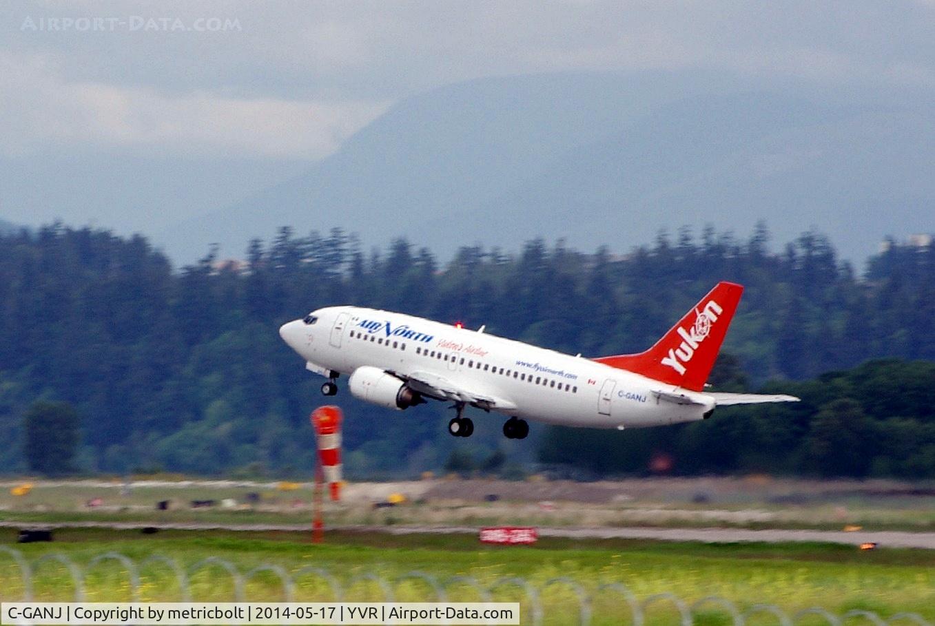 C-GANJ, 1993 Boeing 737-548 C/N 26287, YVR departure