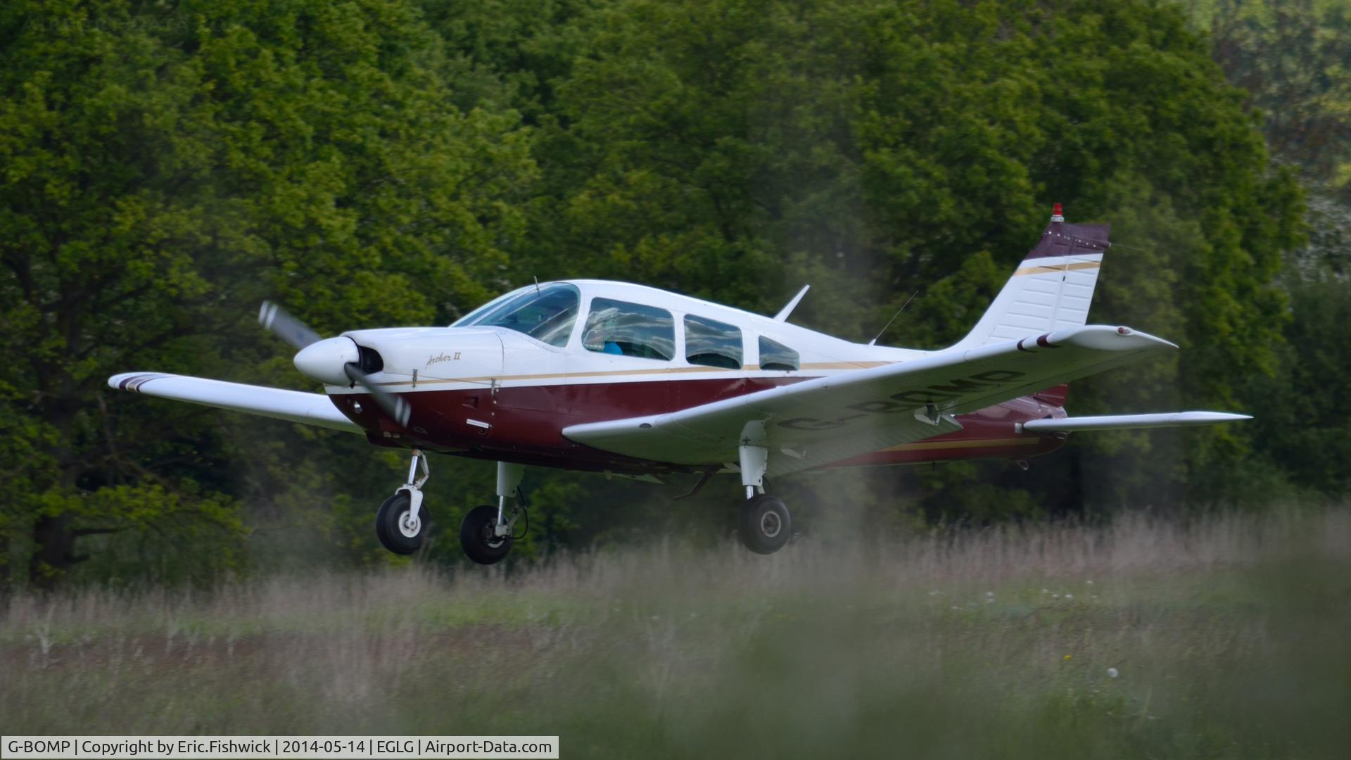 G-BOMP, 1977 Piper PA-28-181 Cherokee Archer II C/N 28-7790249, 43. BOMP at Panshanger Airfield.