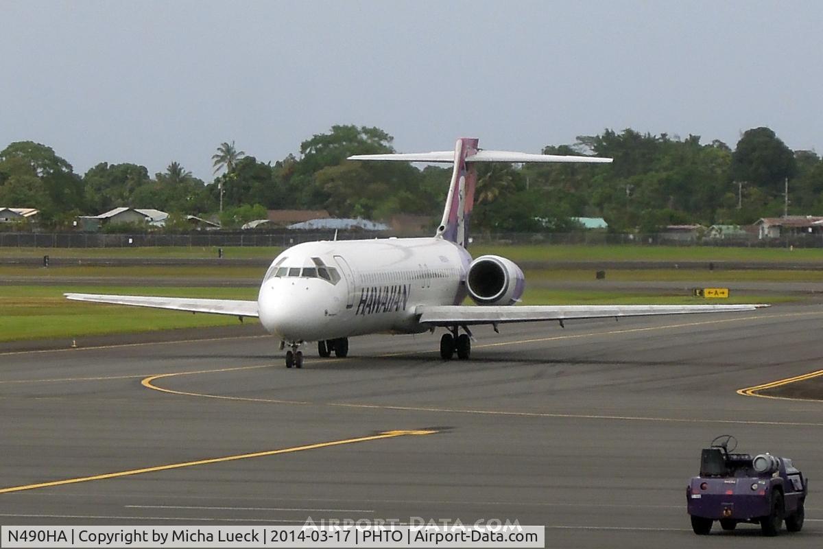 N490HA, 2000 Boeing 717-200 C/N 55151, At Hilo