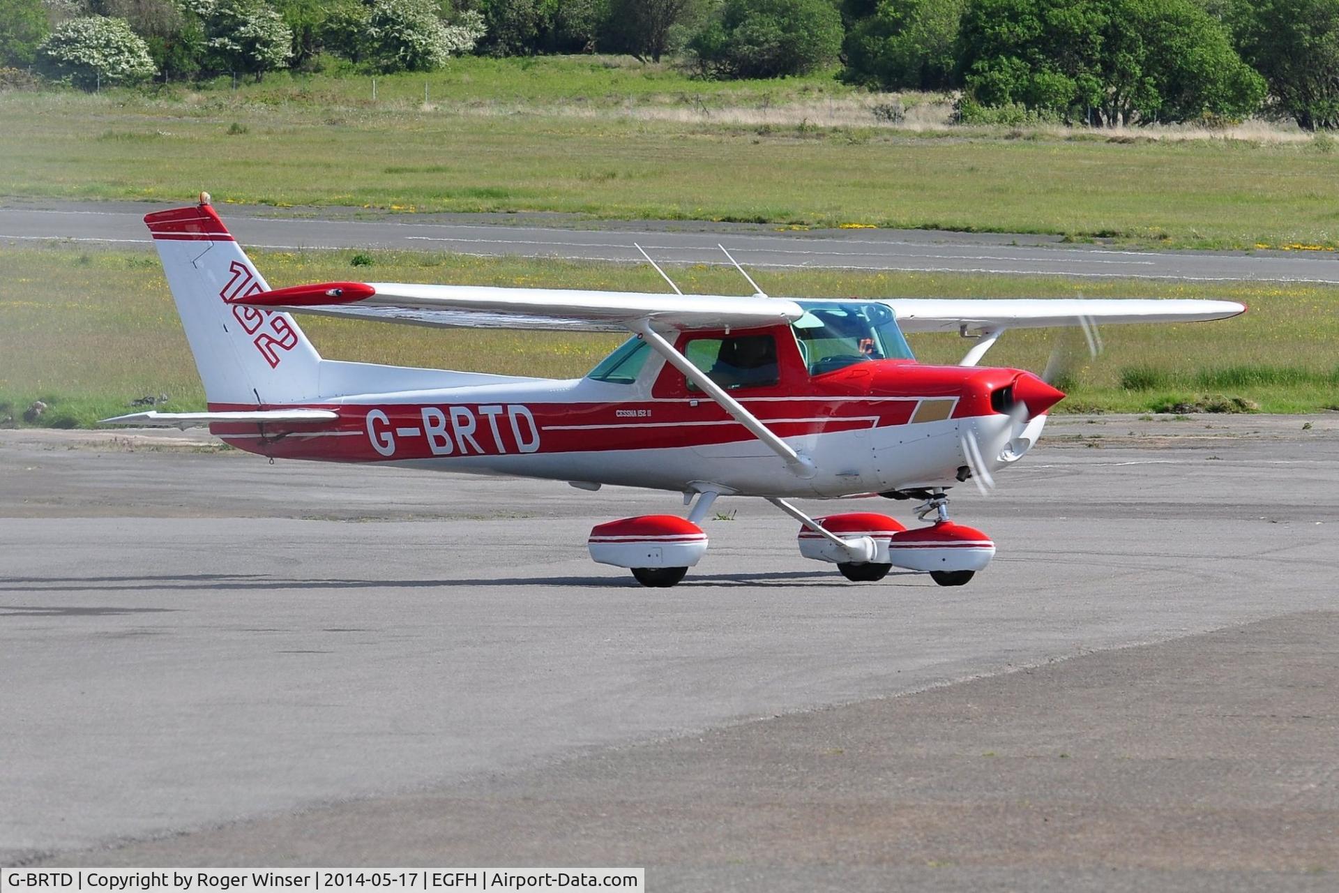 G-BRTD, 1977 Cessna 152 C/N 152-80023, Visiting Cessna 152. Previously registered N757UW.
