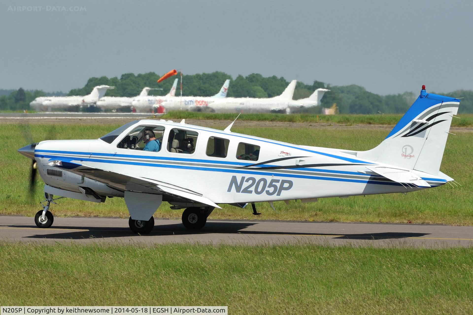 N205P, Raytheon Aircraft Company A36 Bonanza C/N E-3625, About to leave from runway 09 !