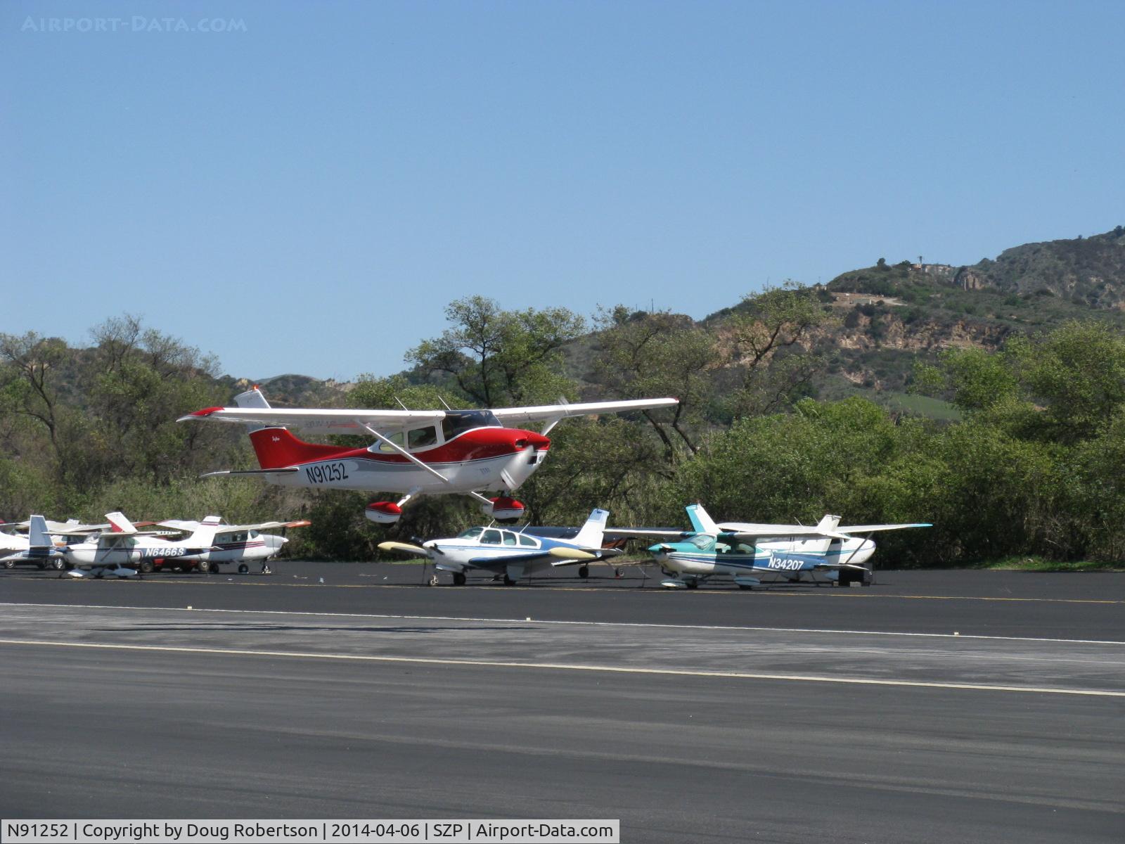 N91252, 1973 Cessna 182P Skylane C/N 18261981, 1973 Cessna 182P SKYLANE, Continental O-470-S 230 Hp, takeoff climb Rwy 22
