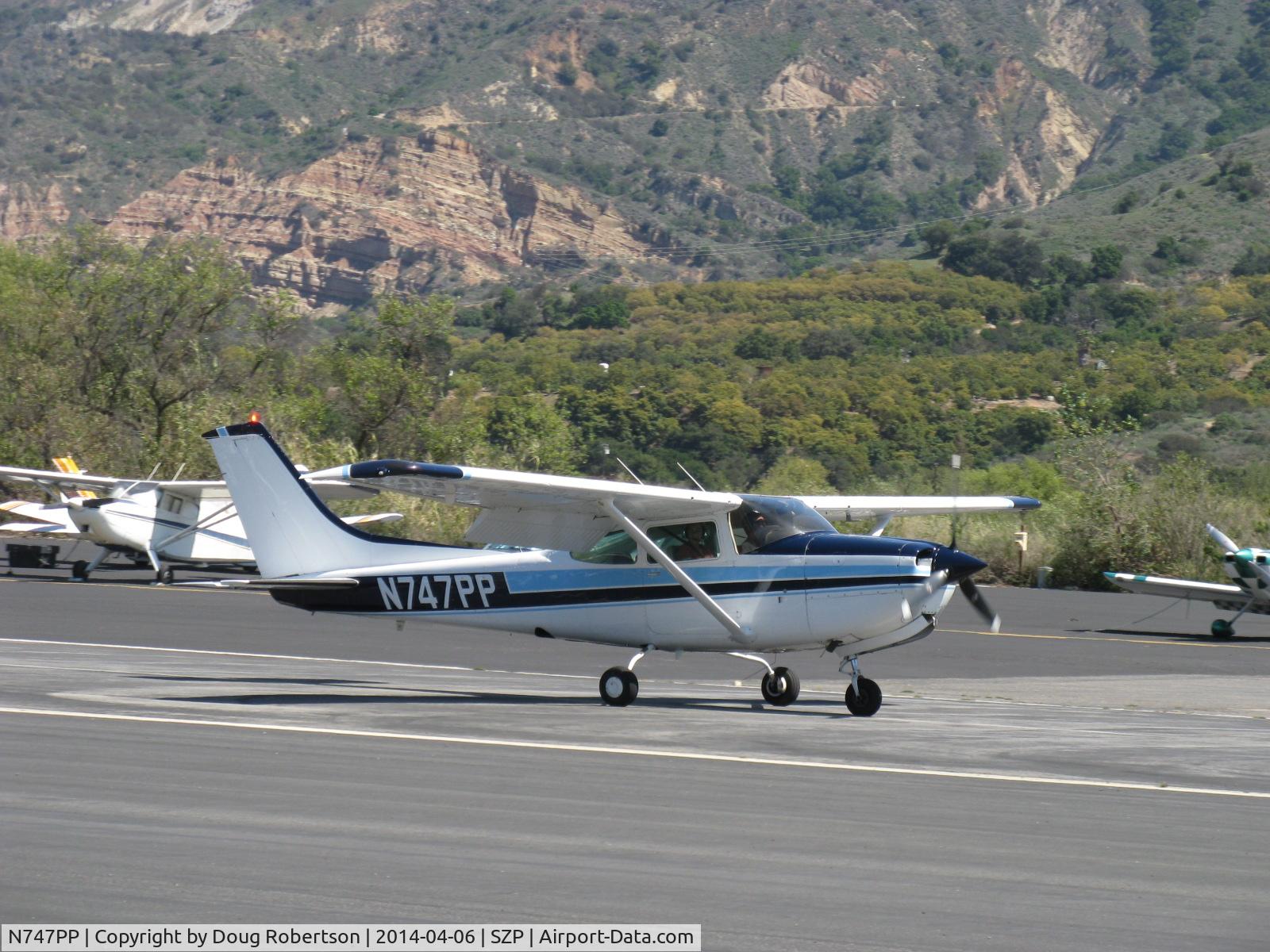 N747PP, 1980 Cessna 182R Skylane C/N R18201587, 1980 Cessna 182R SKYLANE RG, Lycoming O-540-J3C5D 235 Hp, landing roll Rwy 22