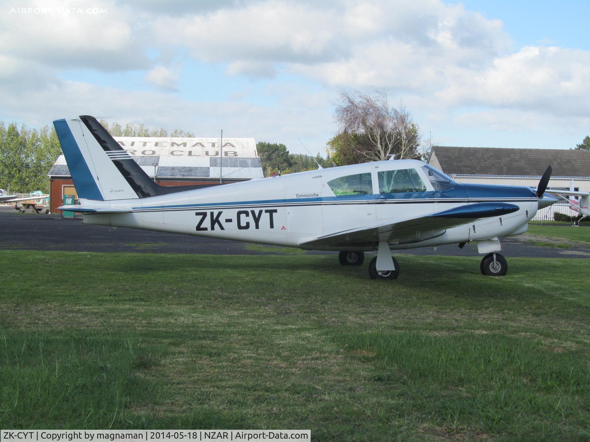 ZK-CYT, Piper PA-24 C/N 2289, ON grass in sunshine - nice oldie