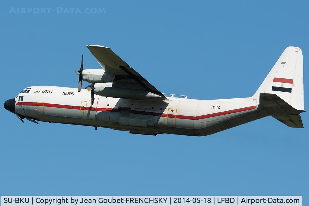 SU-BKU, 1989 Lockheed C-130H Hercules C/N 382-5206, Egypt Air Force 111O take off 23 to Lajes Field Airport